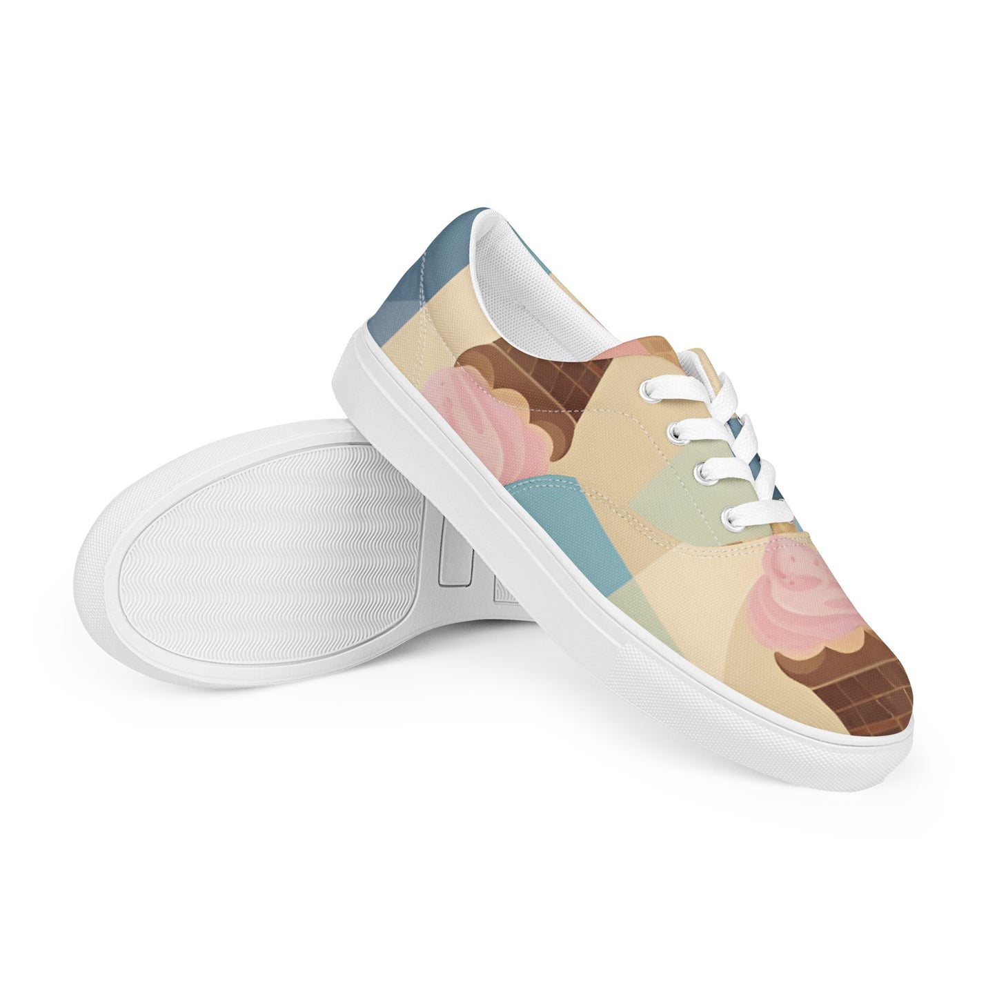 Women’s lace-up canvas shoes