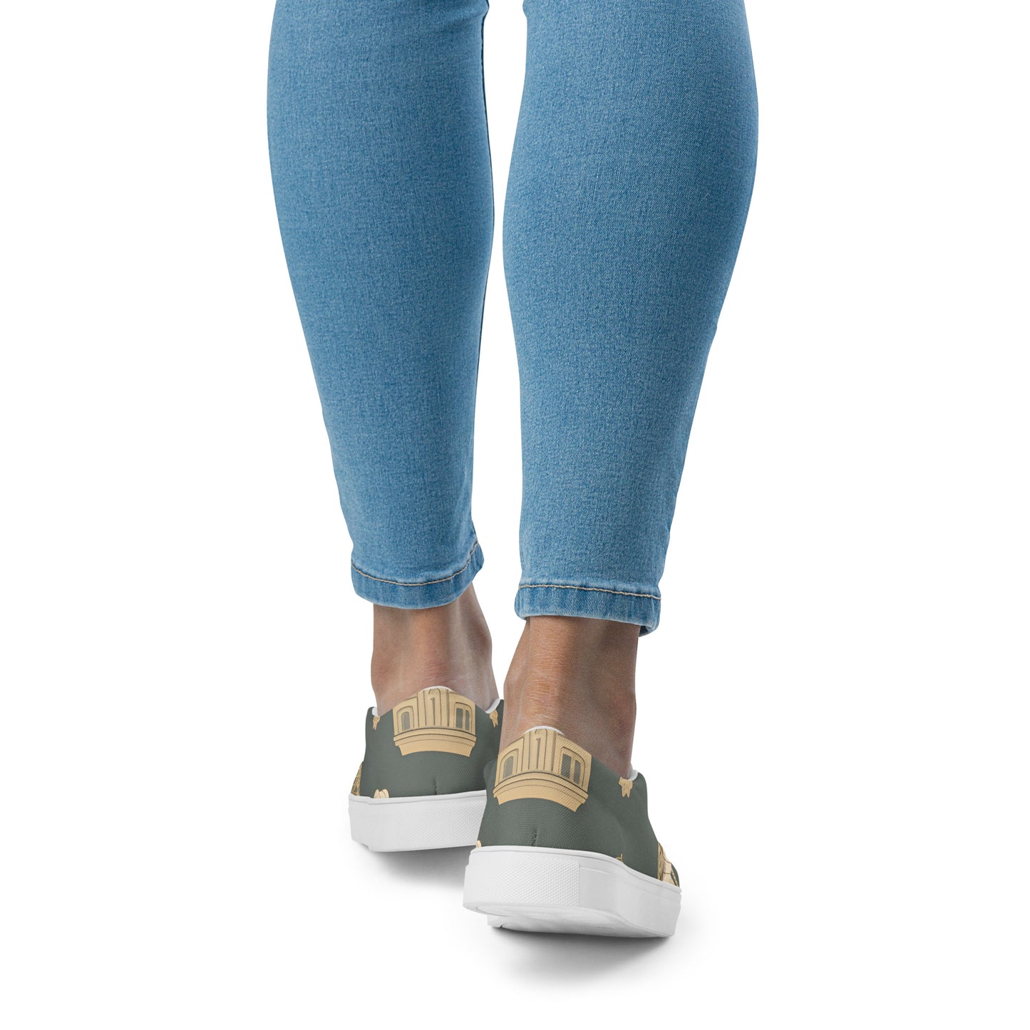Women’s slip-on canvas shoes