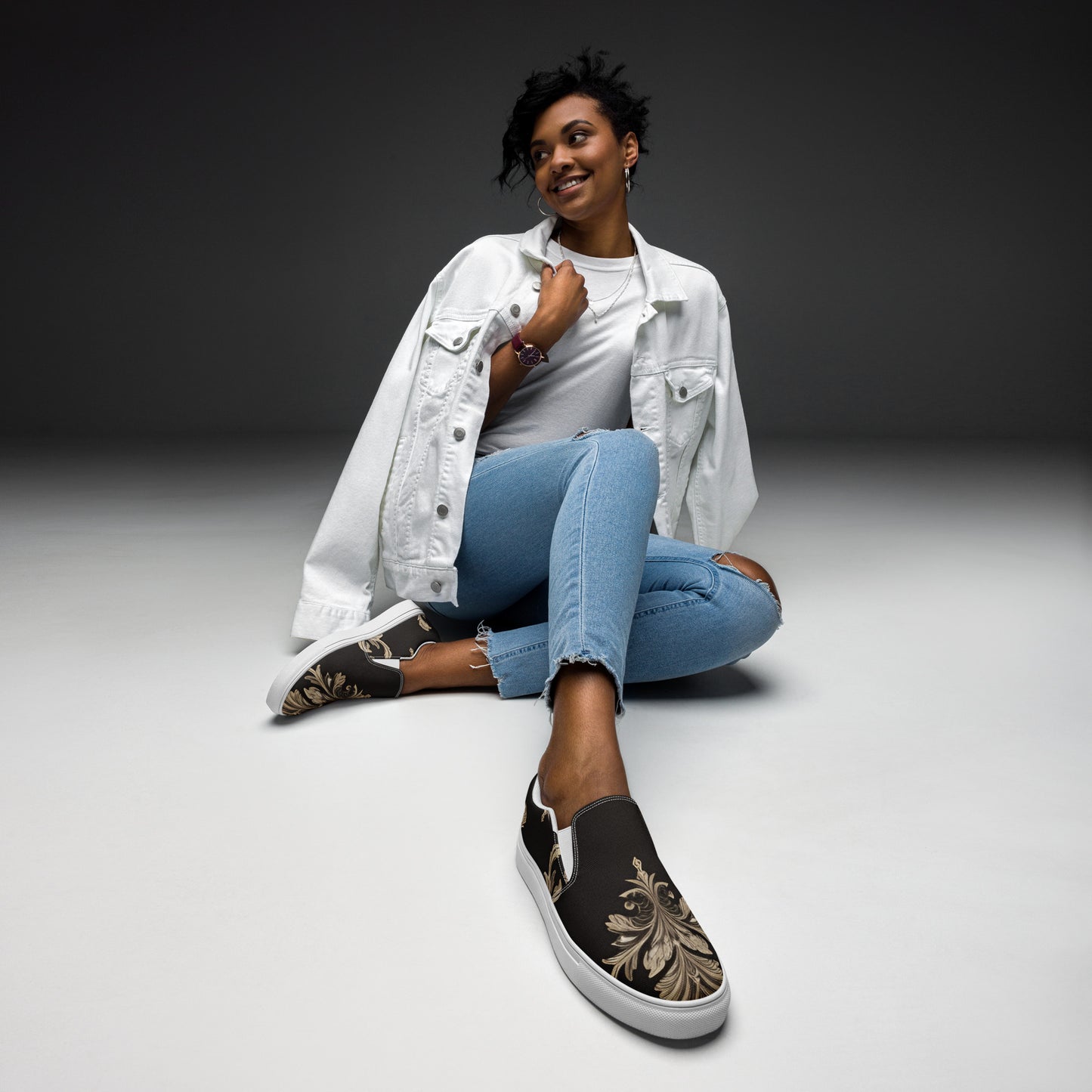 Women’s slip-on canvas shoes