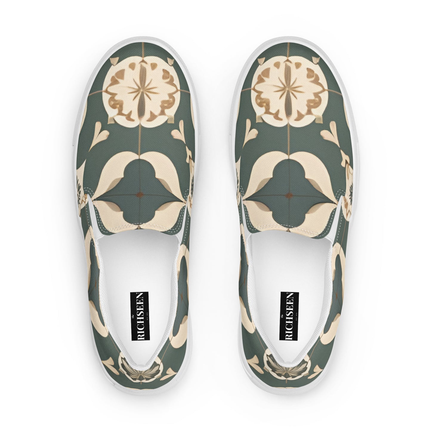 Women’s slip-on canvas shoes