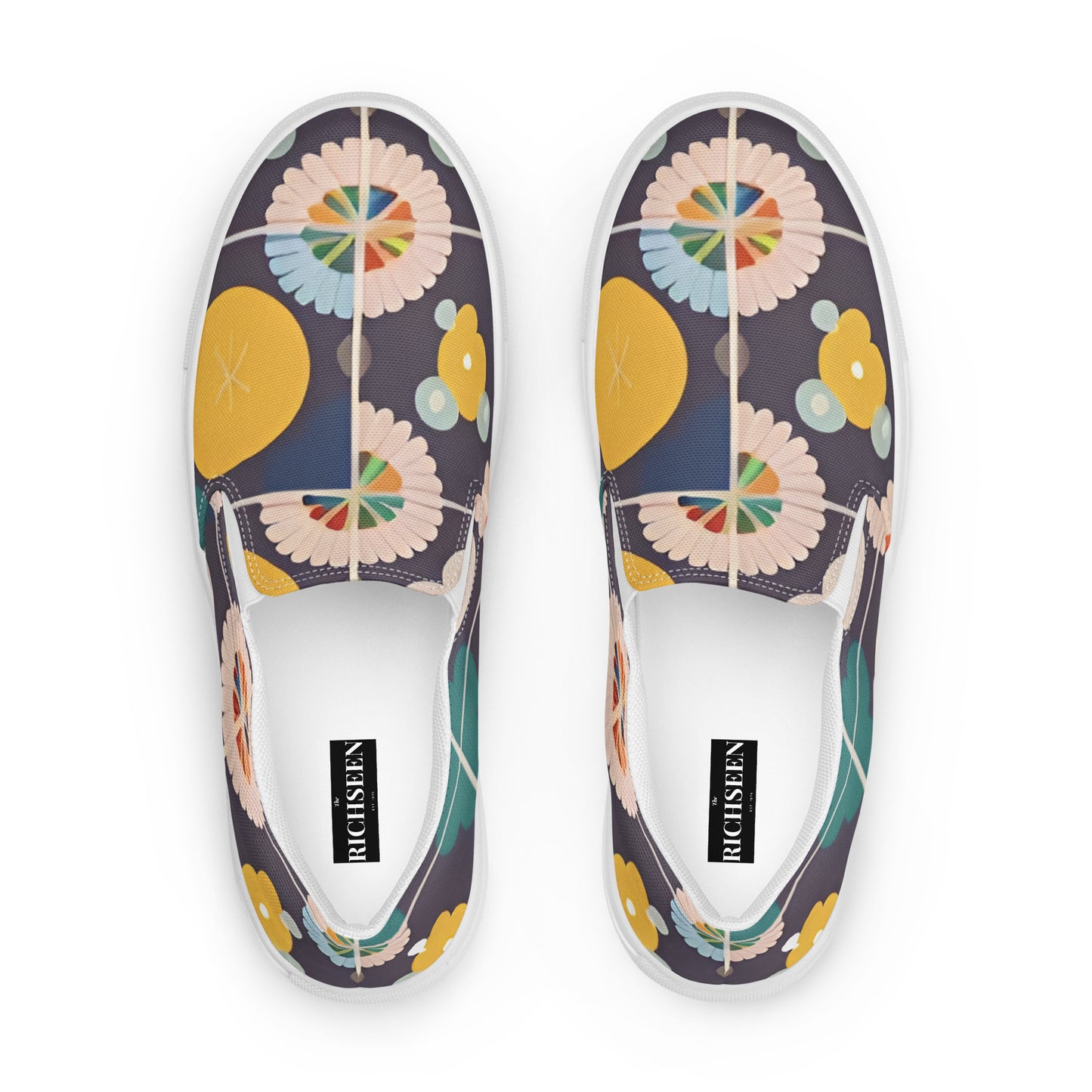 Women’s slip-on canvas shoes