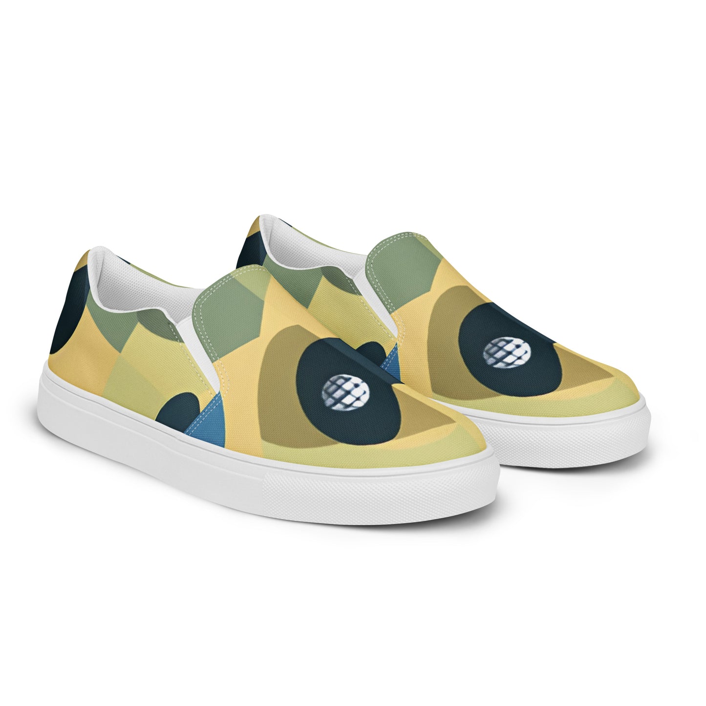 Women’s slip-on canvas shoes
