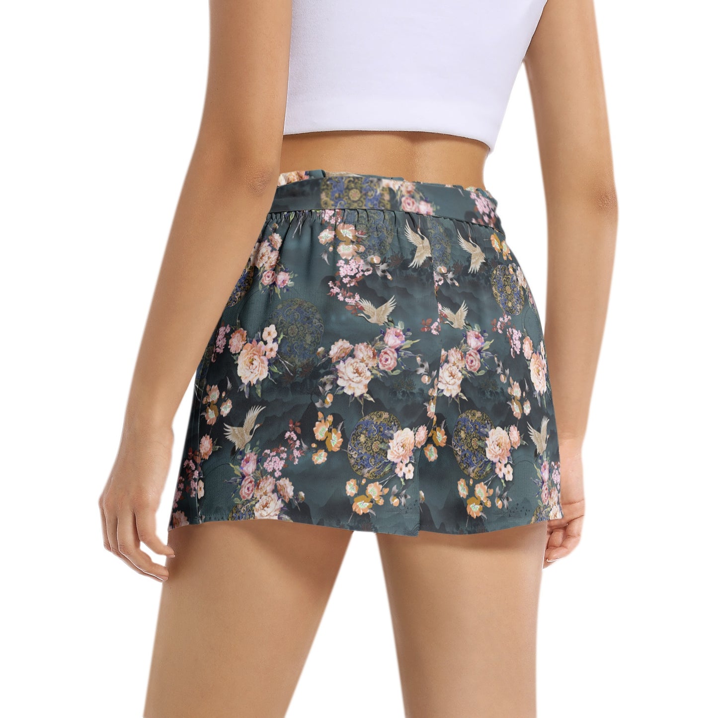 Women's Belted Short