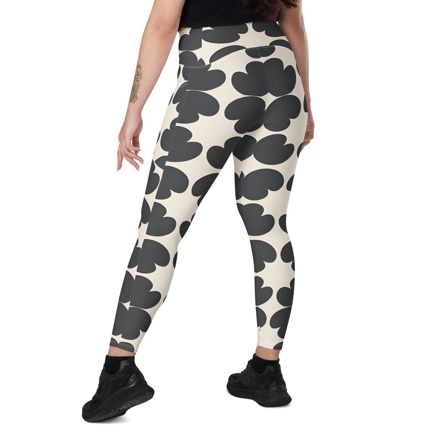 Crossover leggings with pockets