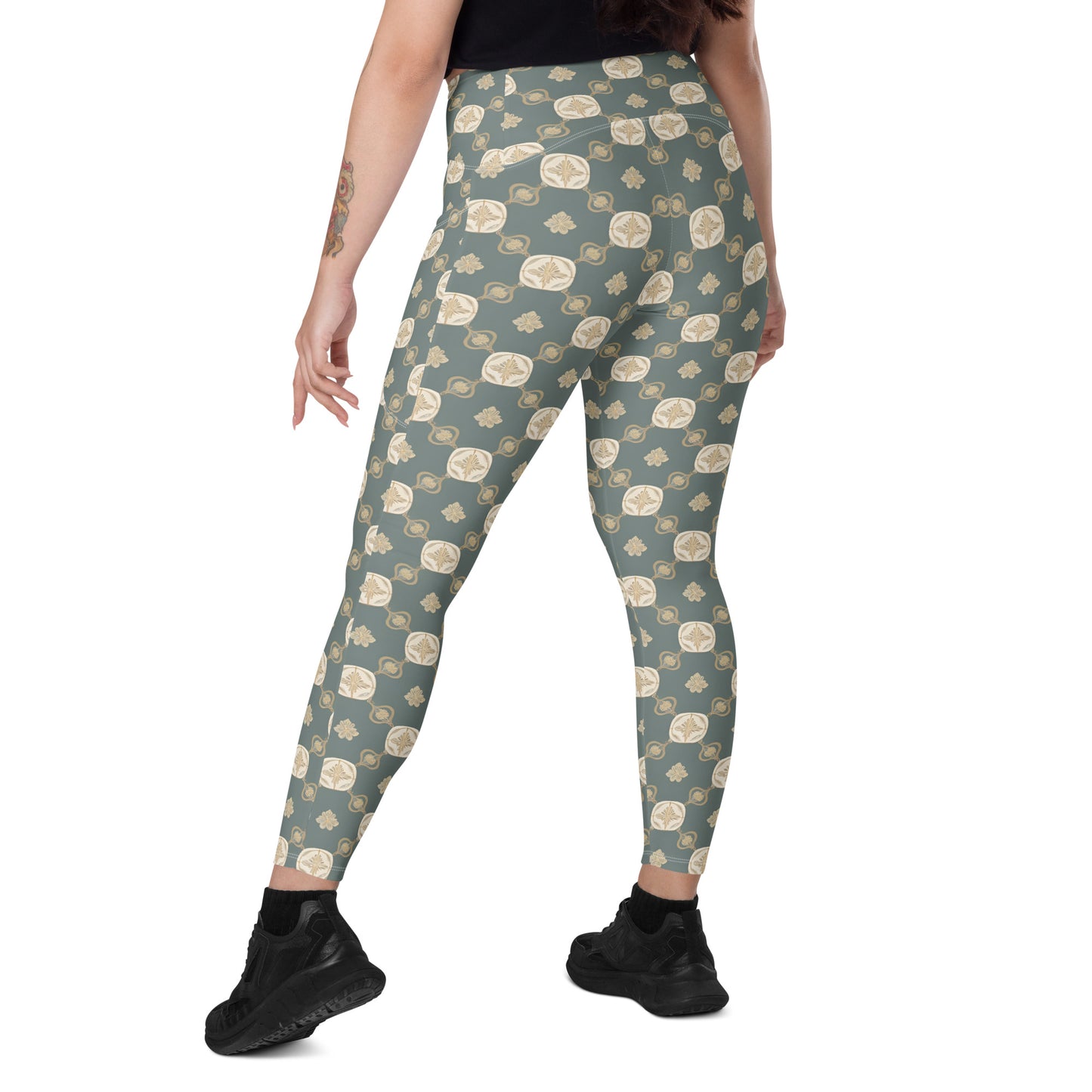 Crossover leggings with pockets