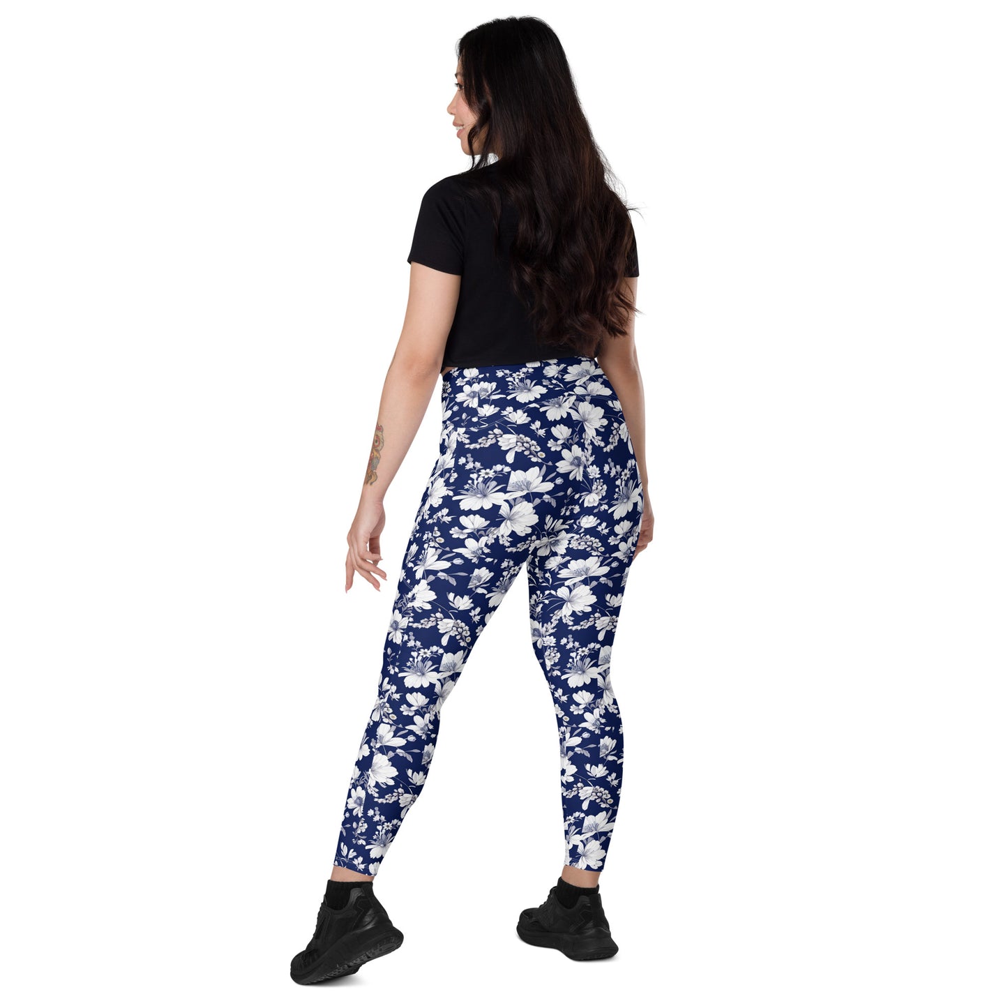 Crossover leggings with pockets