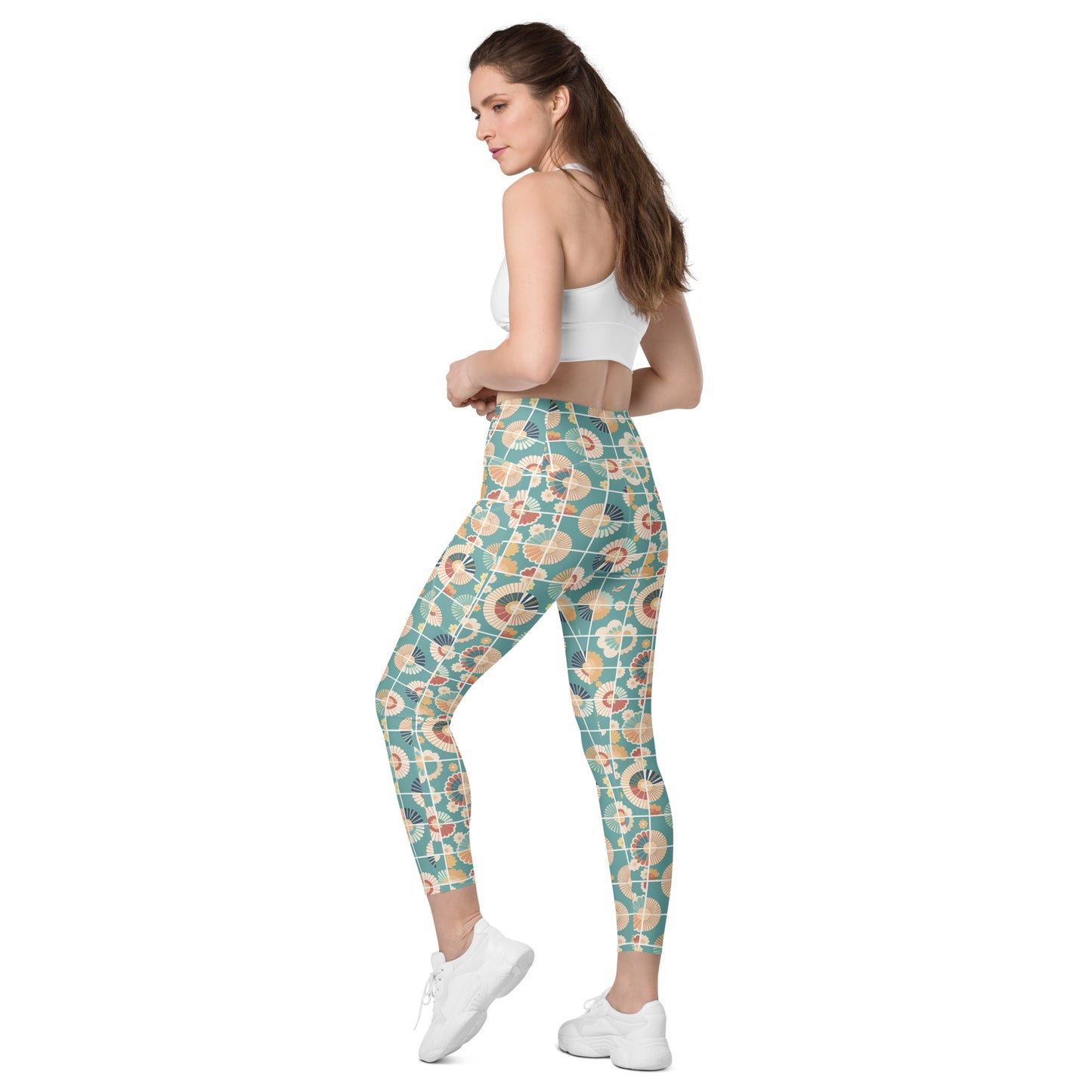 Crossover leggings with pockets