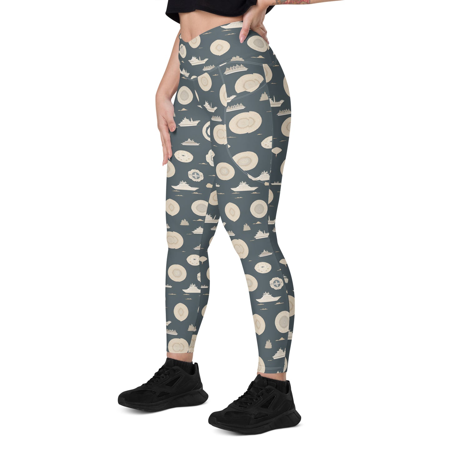 Crossover leggings with pockets