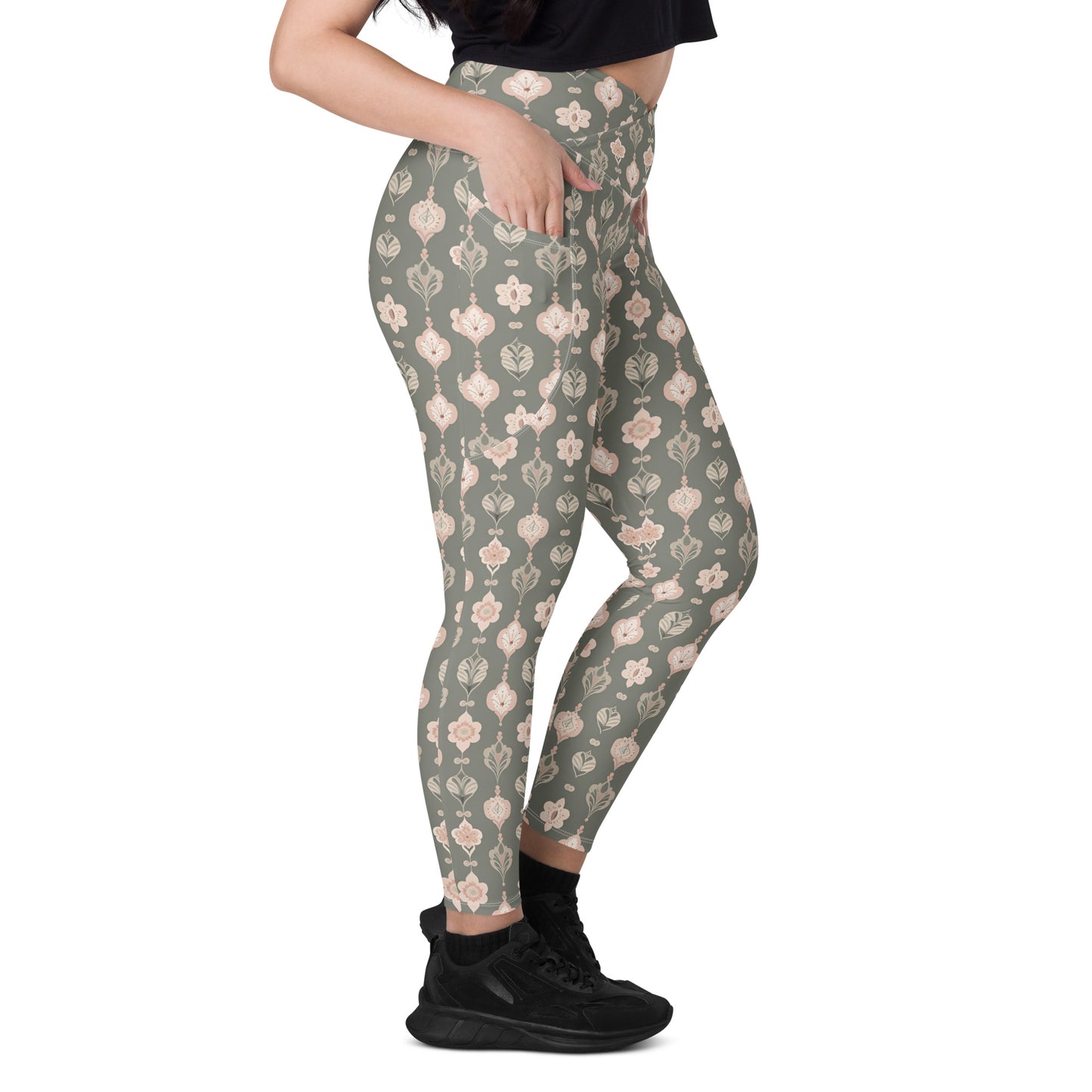 Crossover leggings with pockets