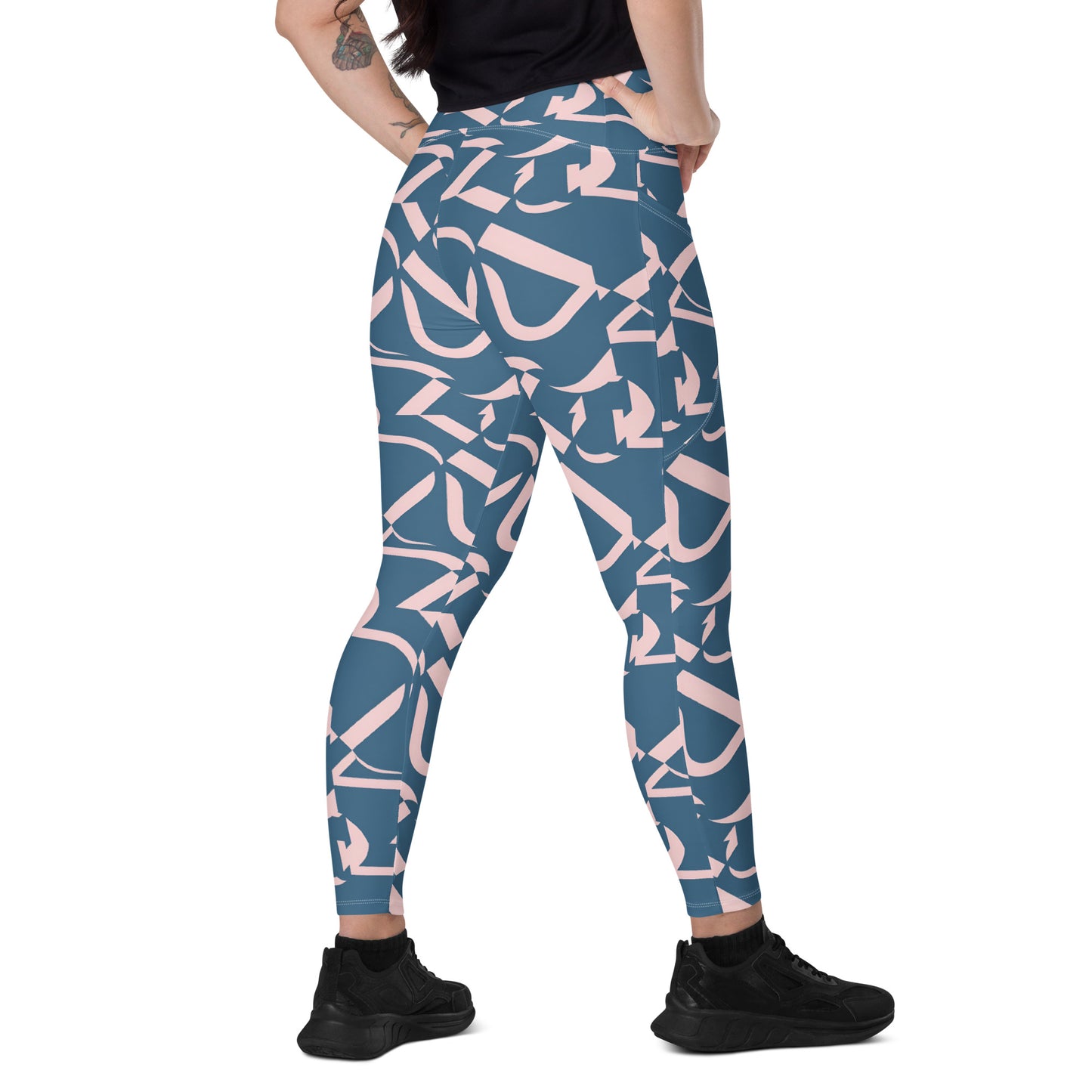 Crossover leggings with pockets