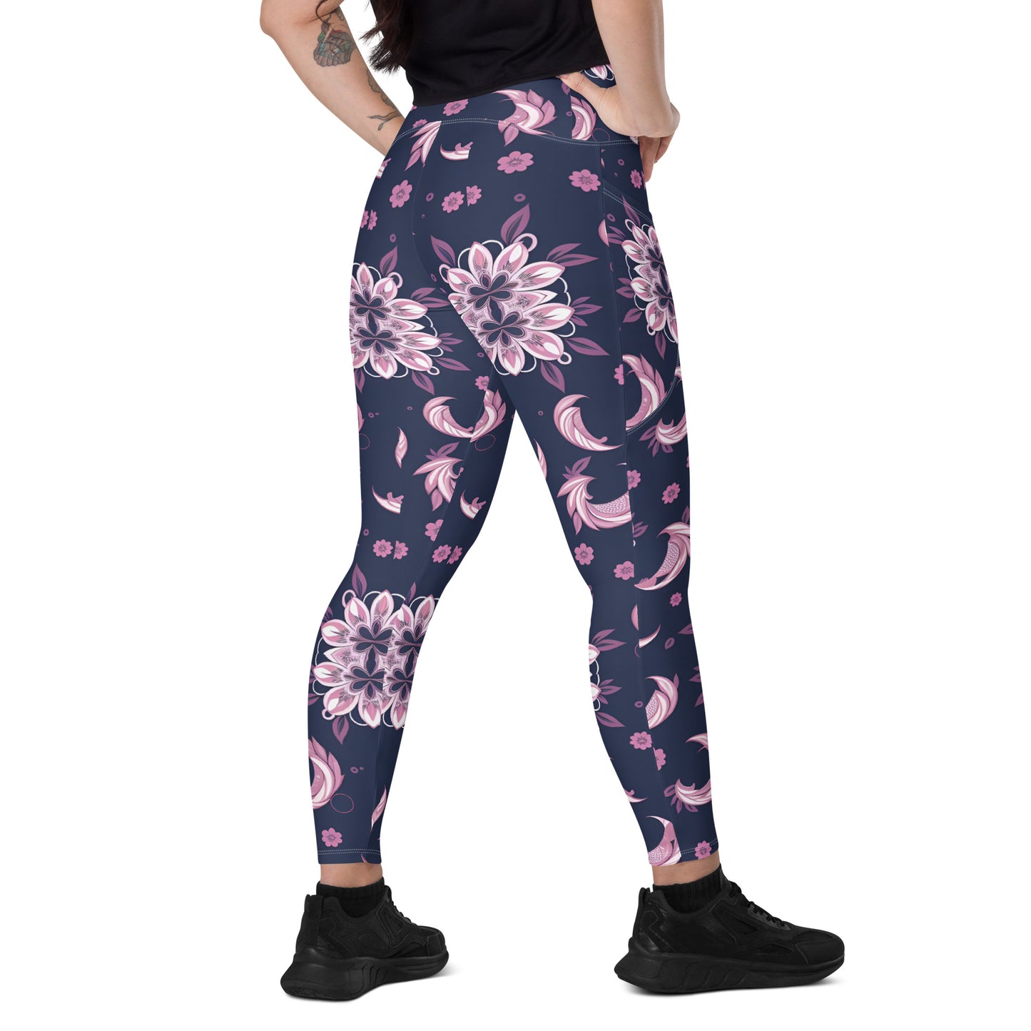 Crossover leggings with pockets