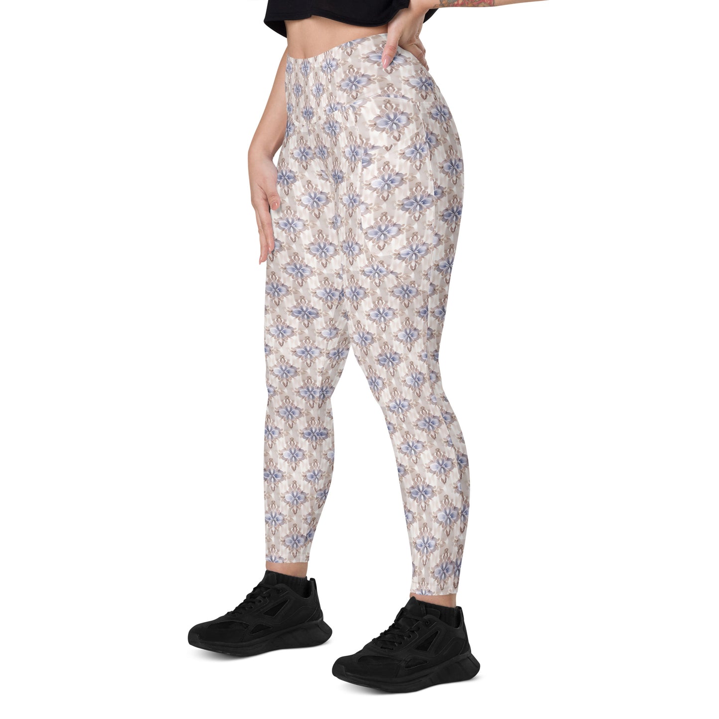 Leggings with pockets