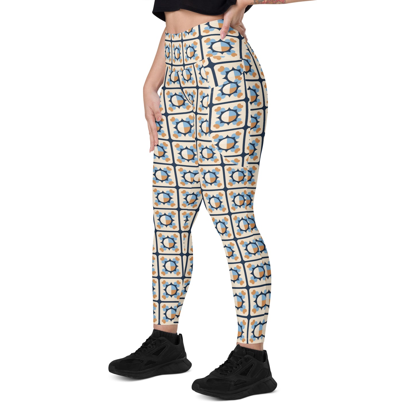 Leggings with pockets