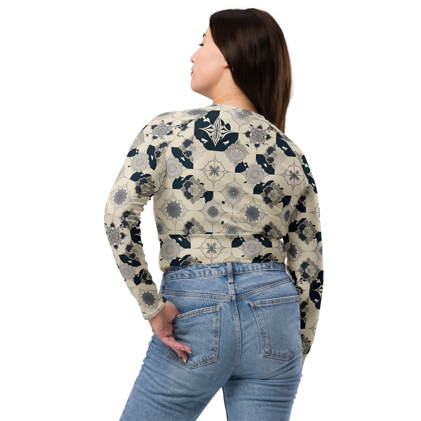 Recycled long-sleeve crop top