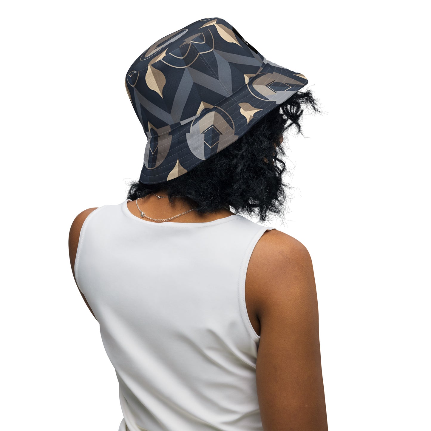 Reversible bucket hat