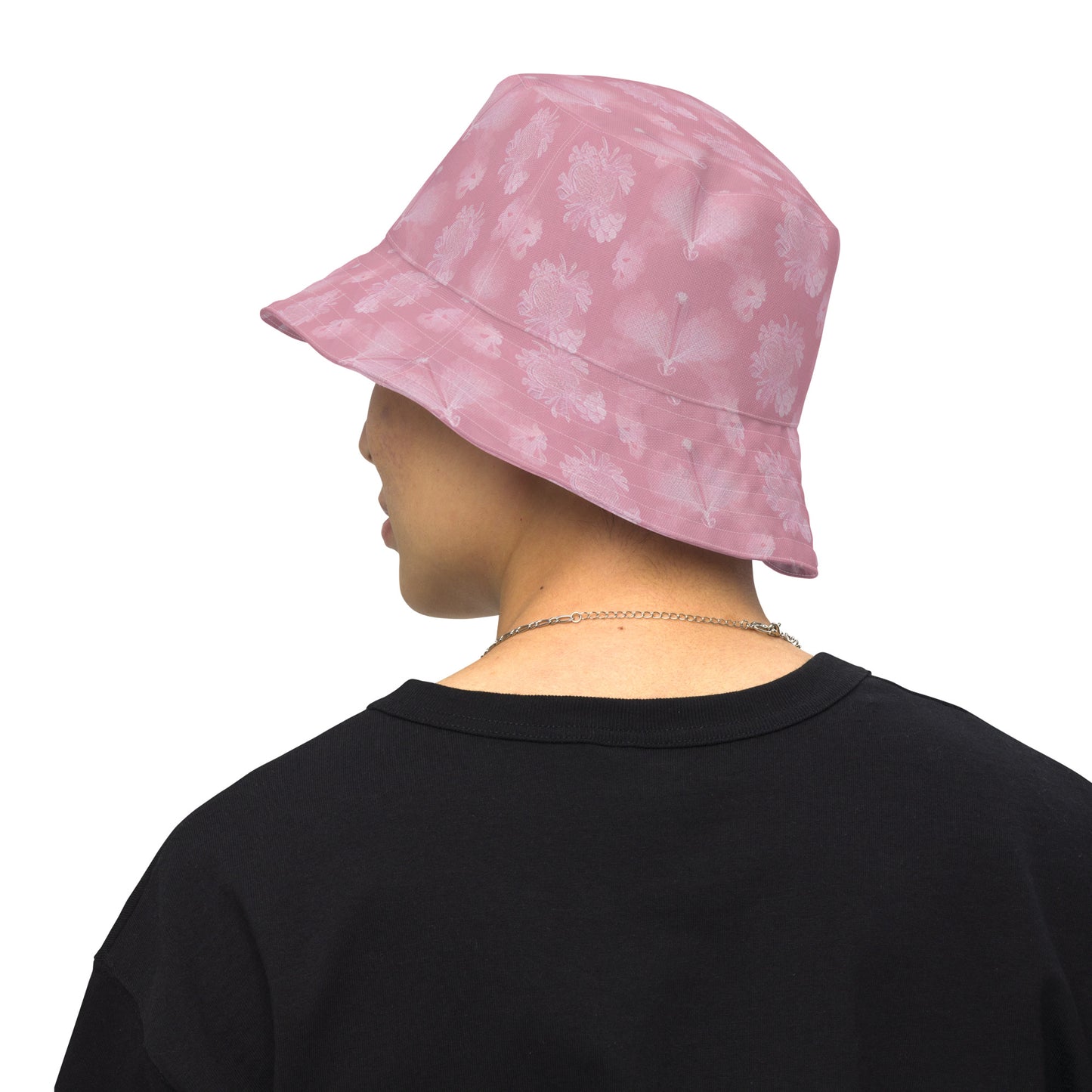 Reversible bucket hat