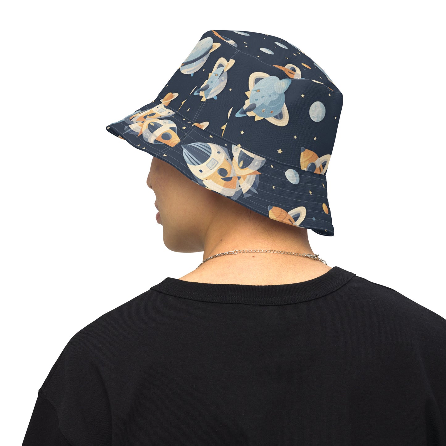 Reversible bucket hat