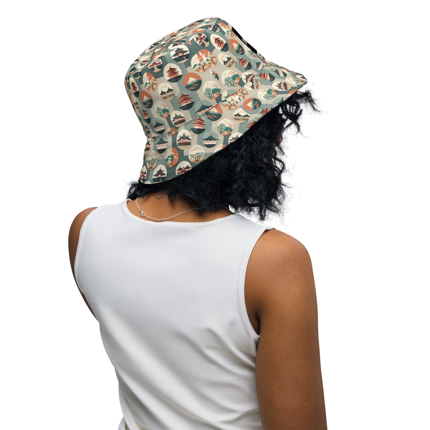 Reversible bucket hat