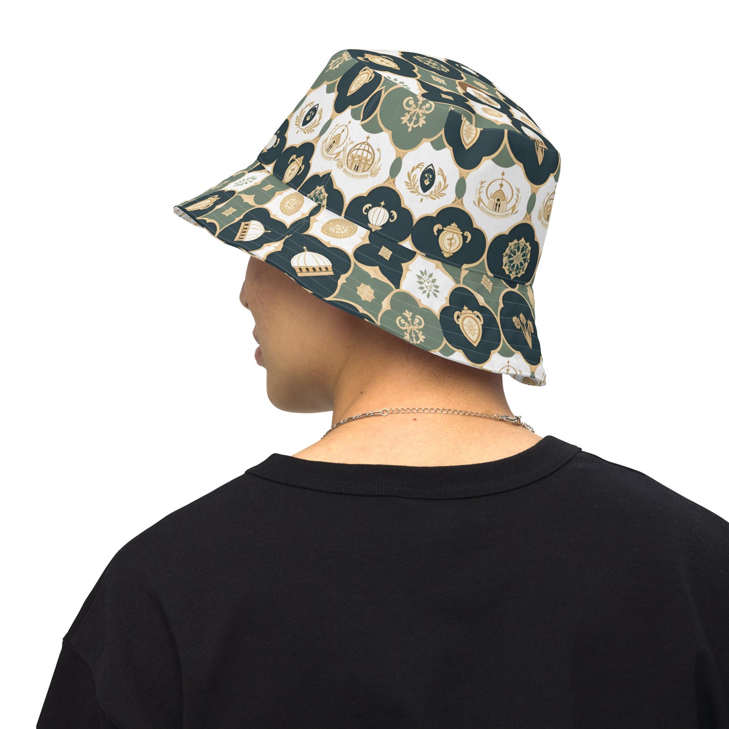 Reversible bucket hat