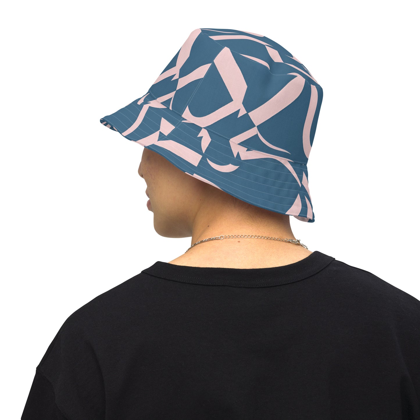 Reversible bucket hat