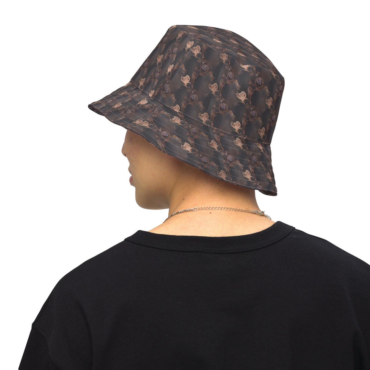 Reversible bucket hat