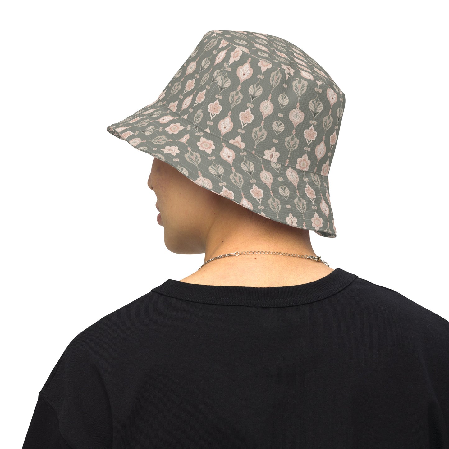 Reversible bucket hat