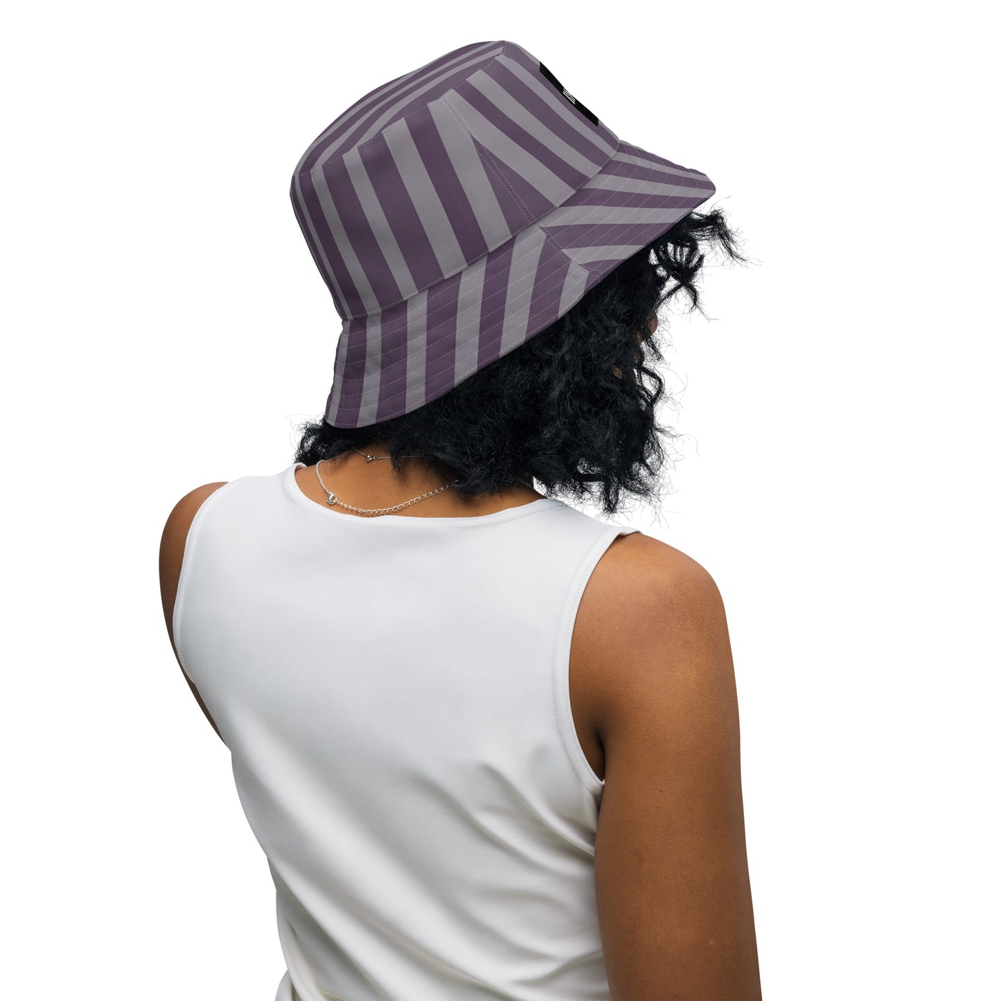 Reversible bucket hat