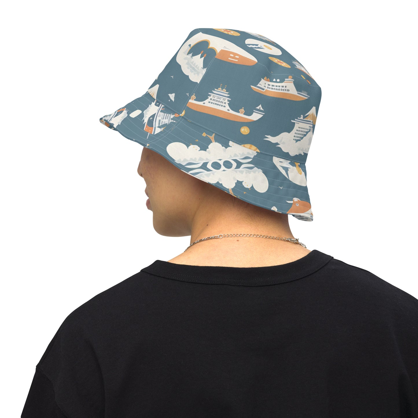 Reversible bucket hat