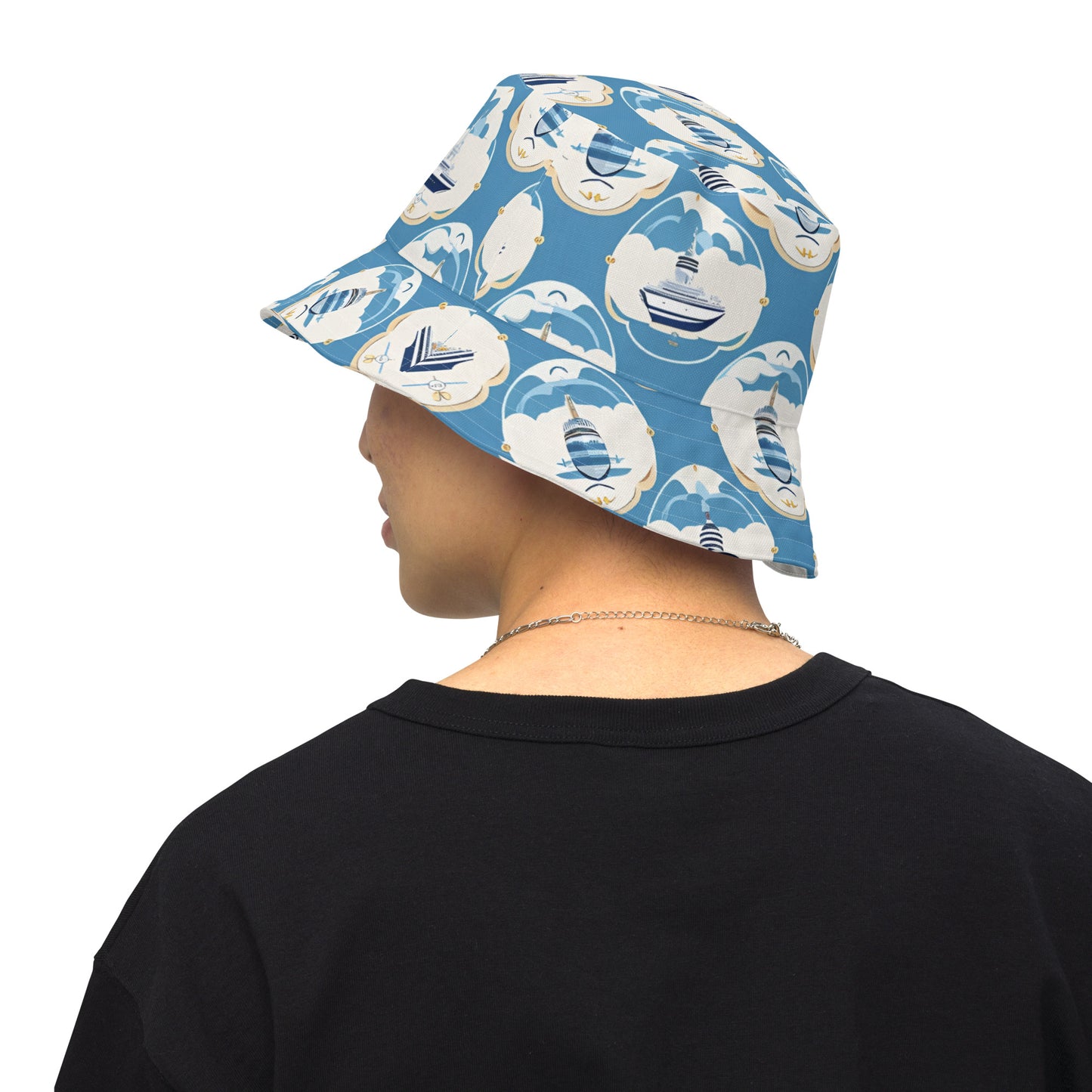 Reversible bucket hat