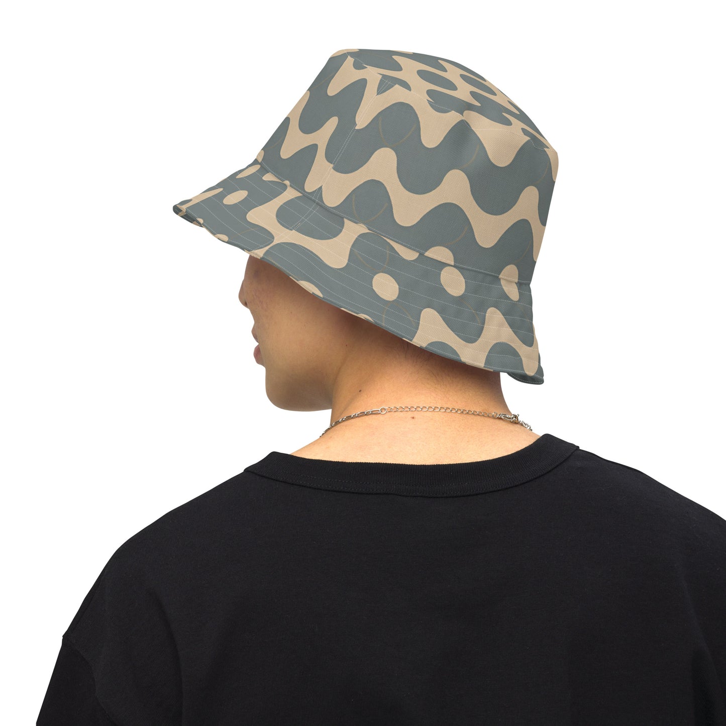 Reversible bucket hat