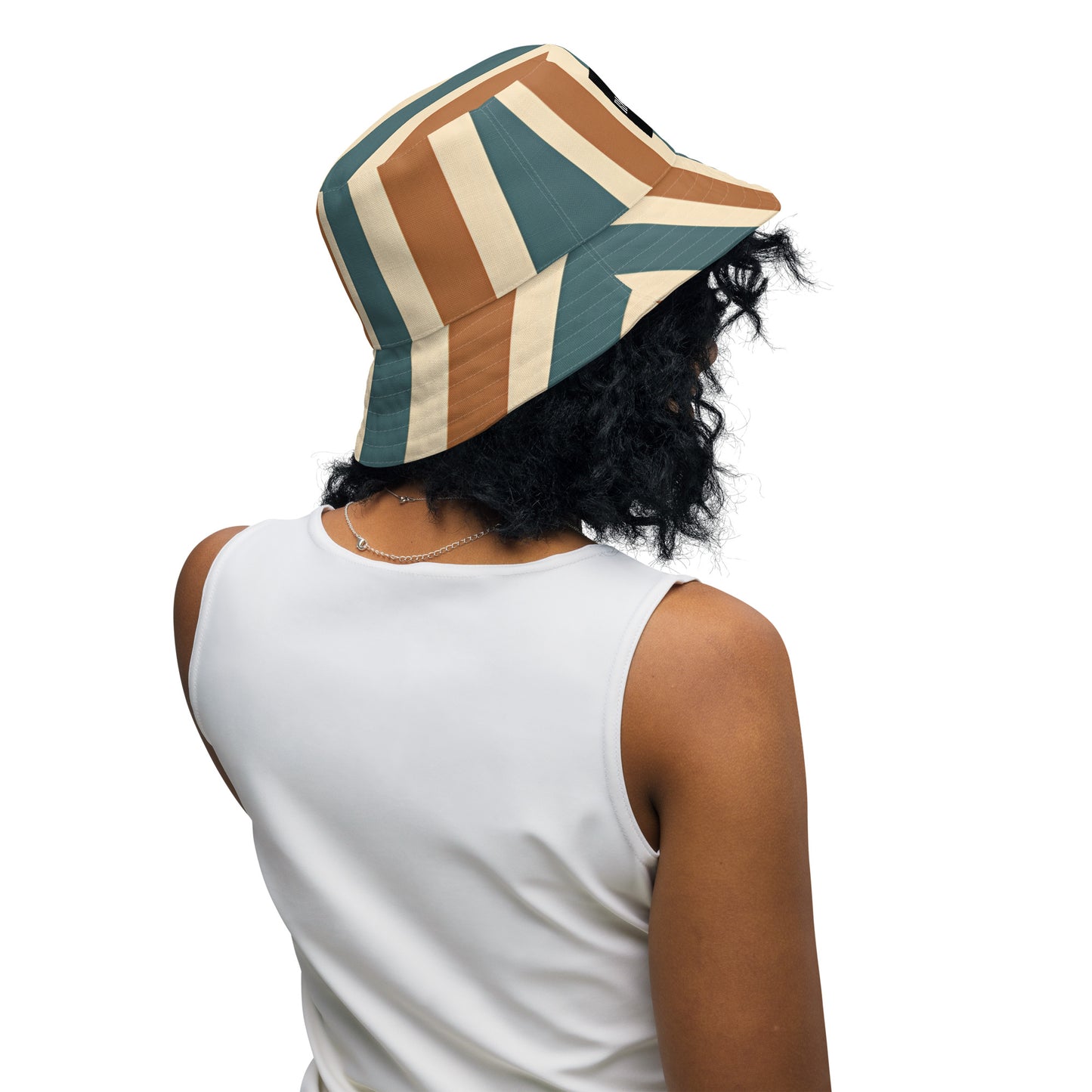 Reversible bucket hat