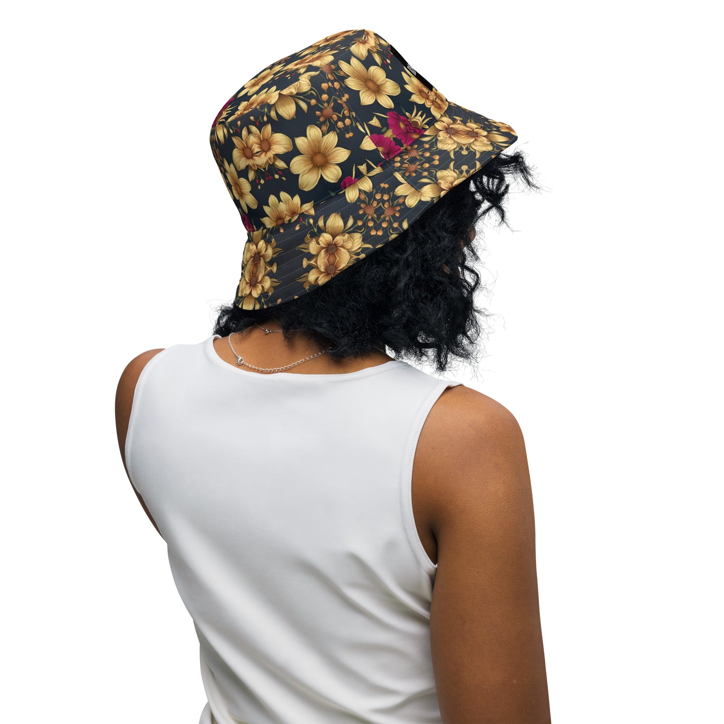 Reversible bucket hat