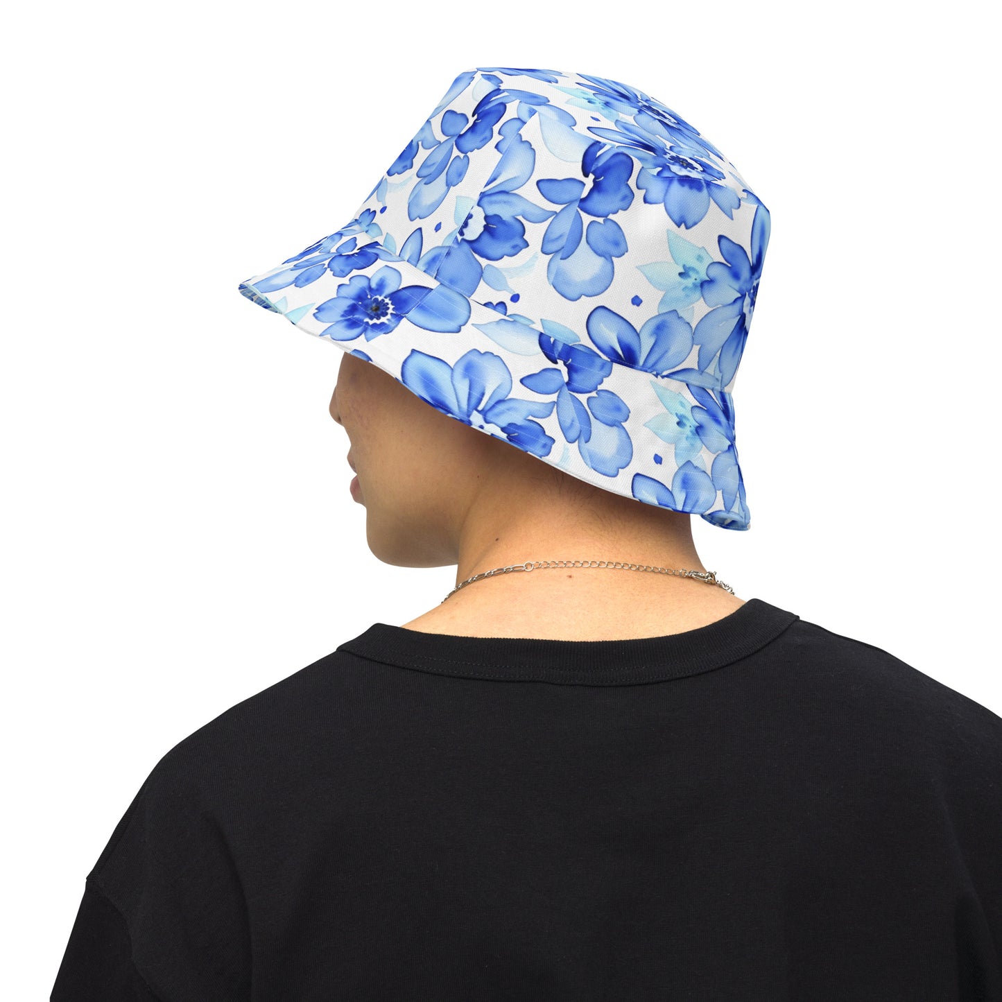 Reversible bucket hat