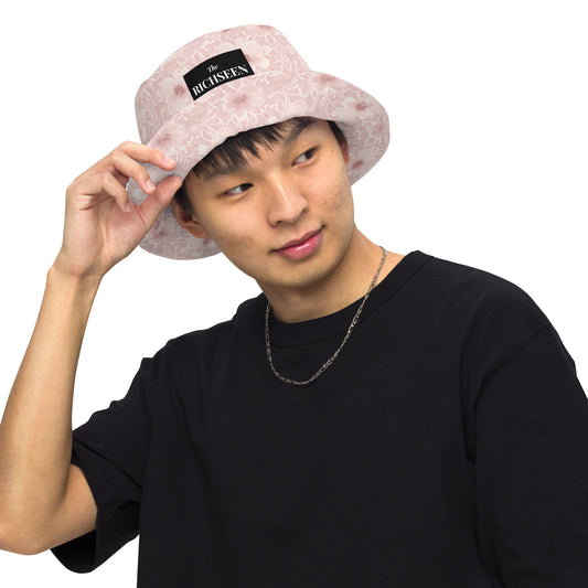 Reversible bucket hat