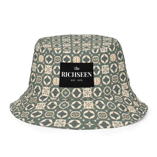 Reversible bucket hat