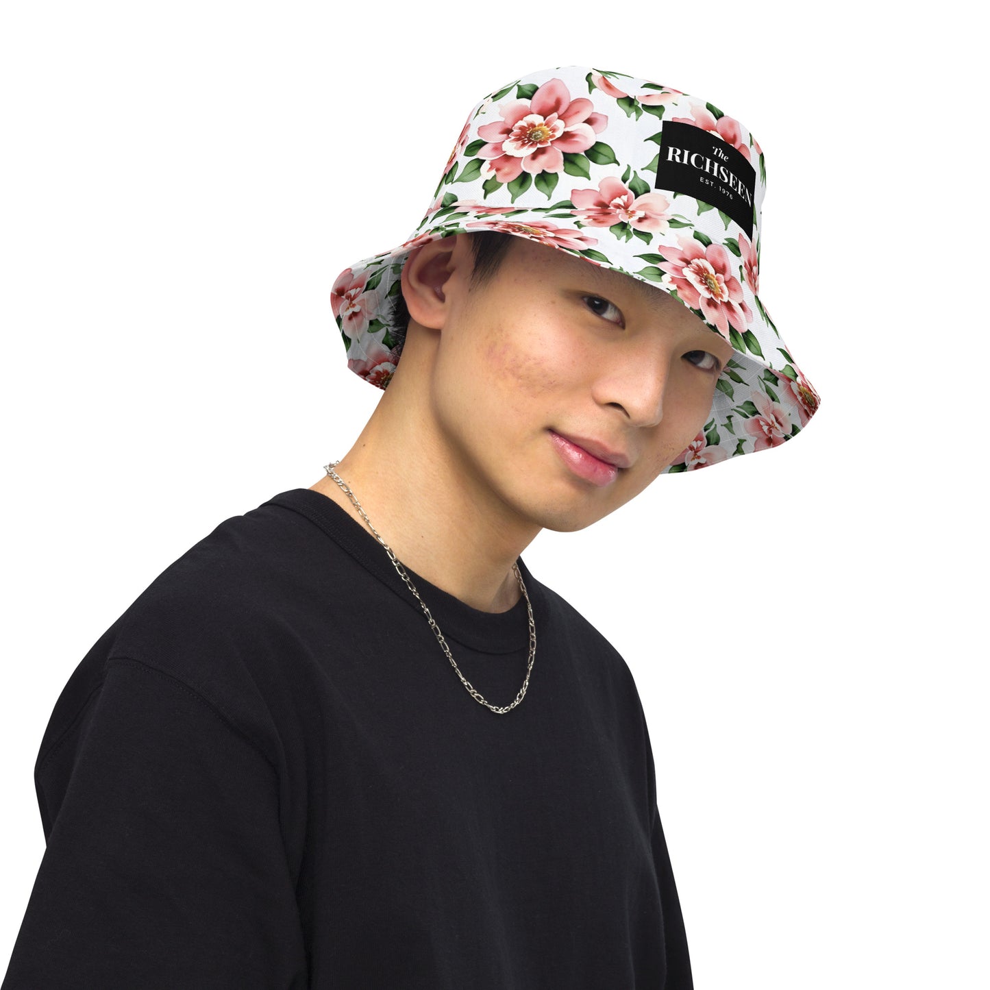 Reversible bucket hat