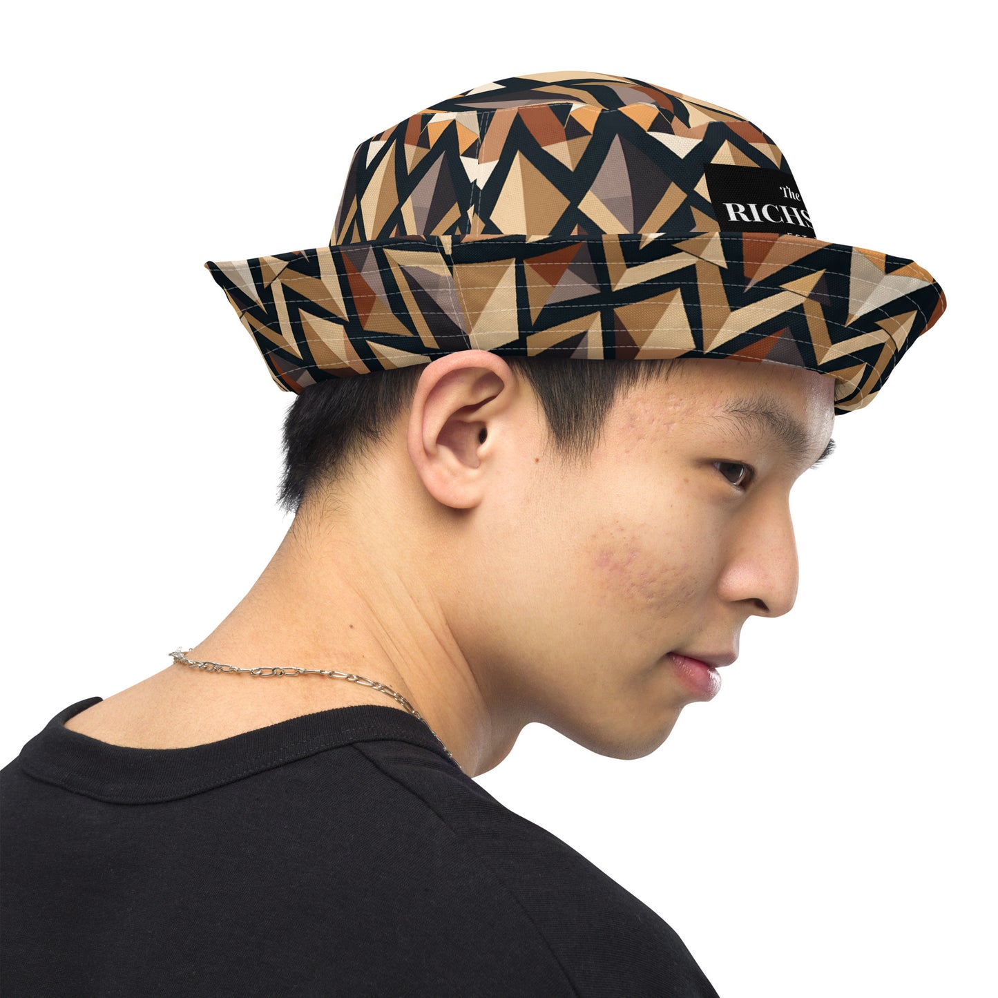 Reversible bucket hat