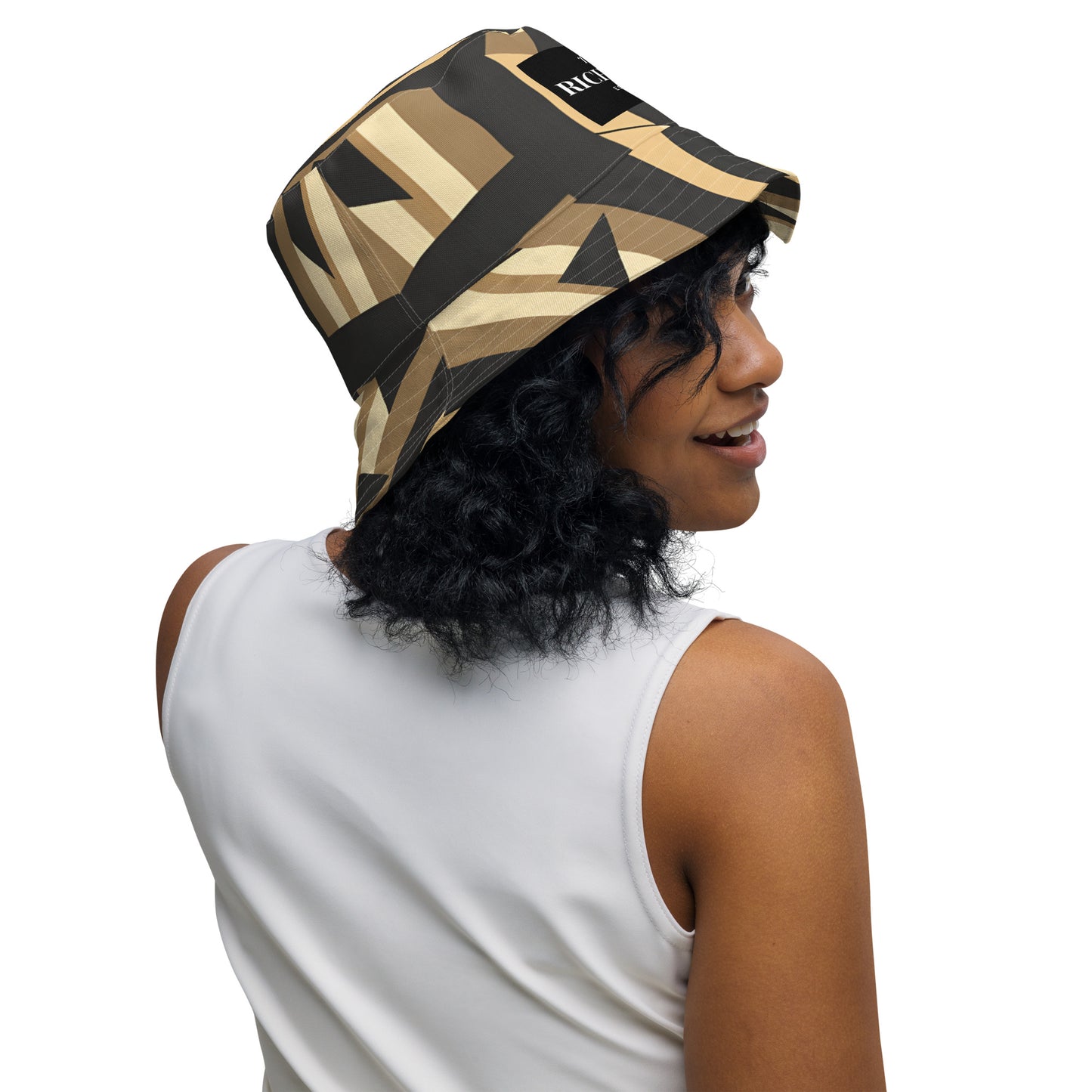 Reversible bucket hat