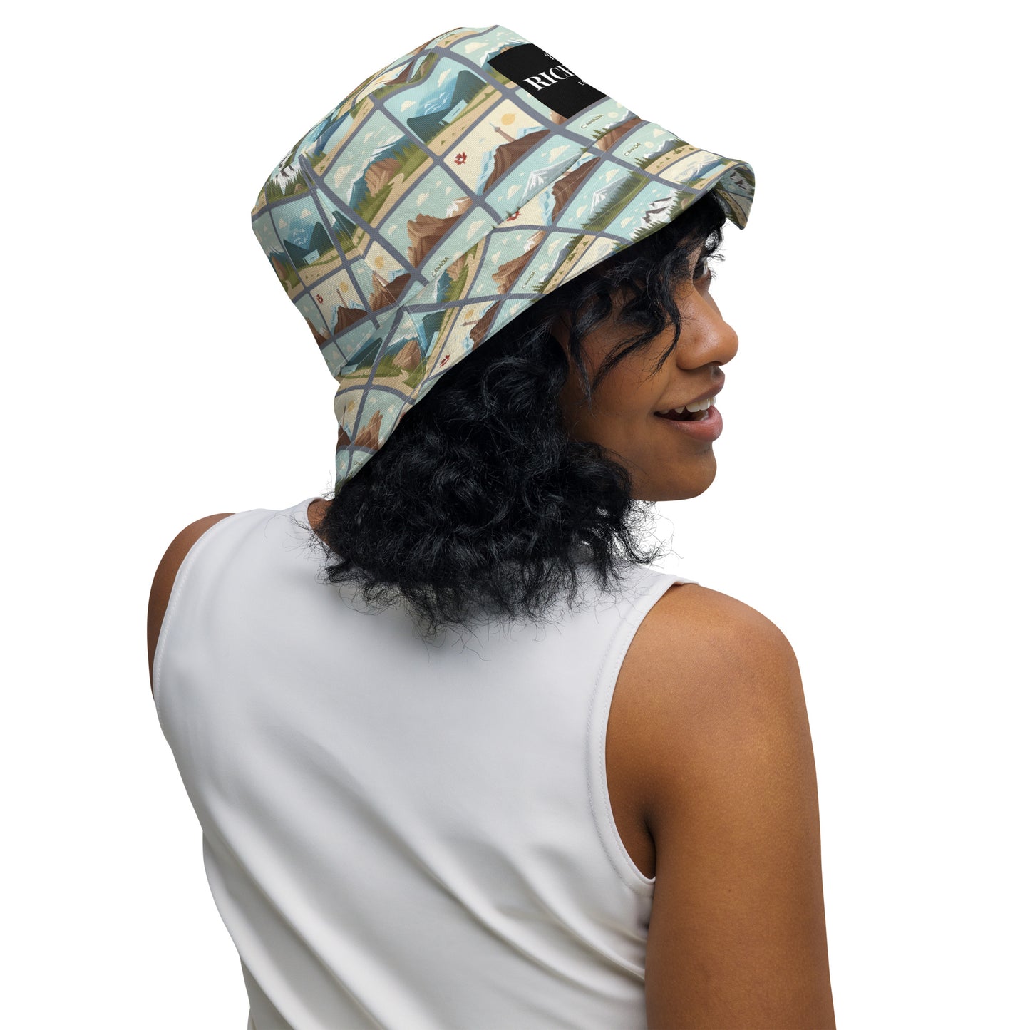 Reversible bucket hat