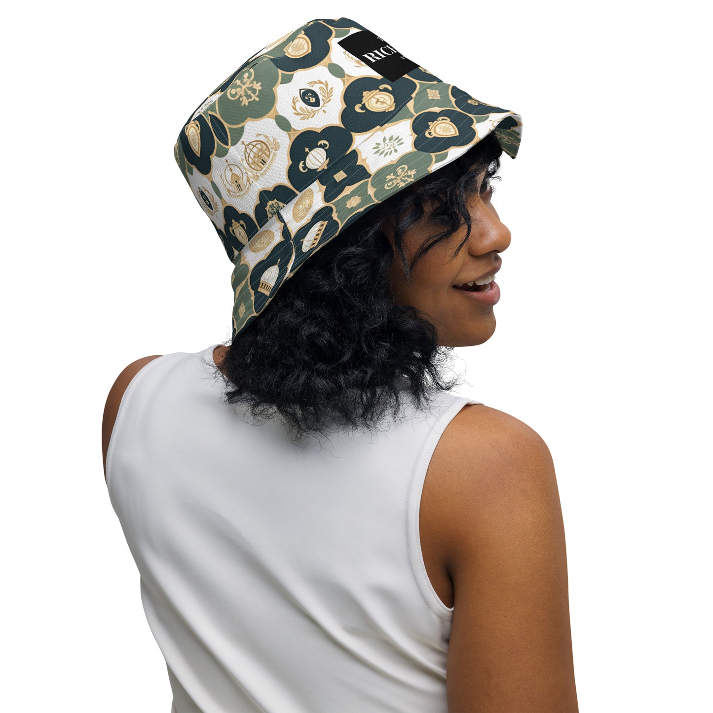 Reversible bucket hat