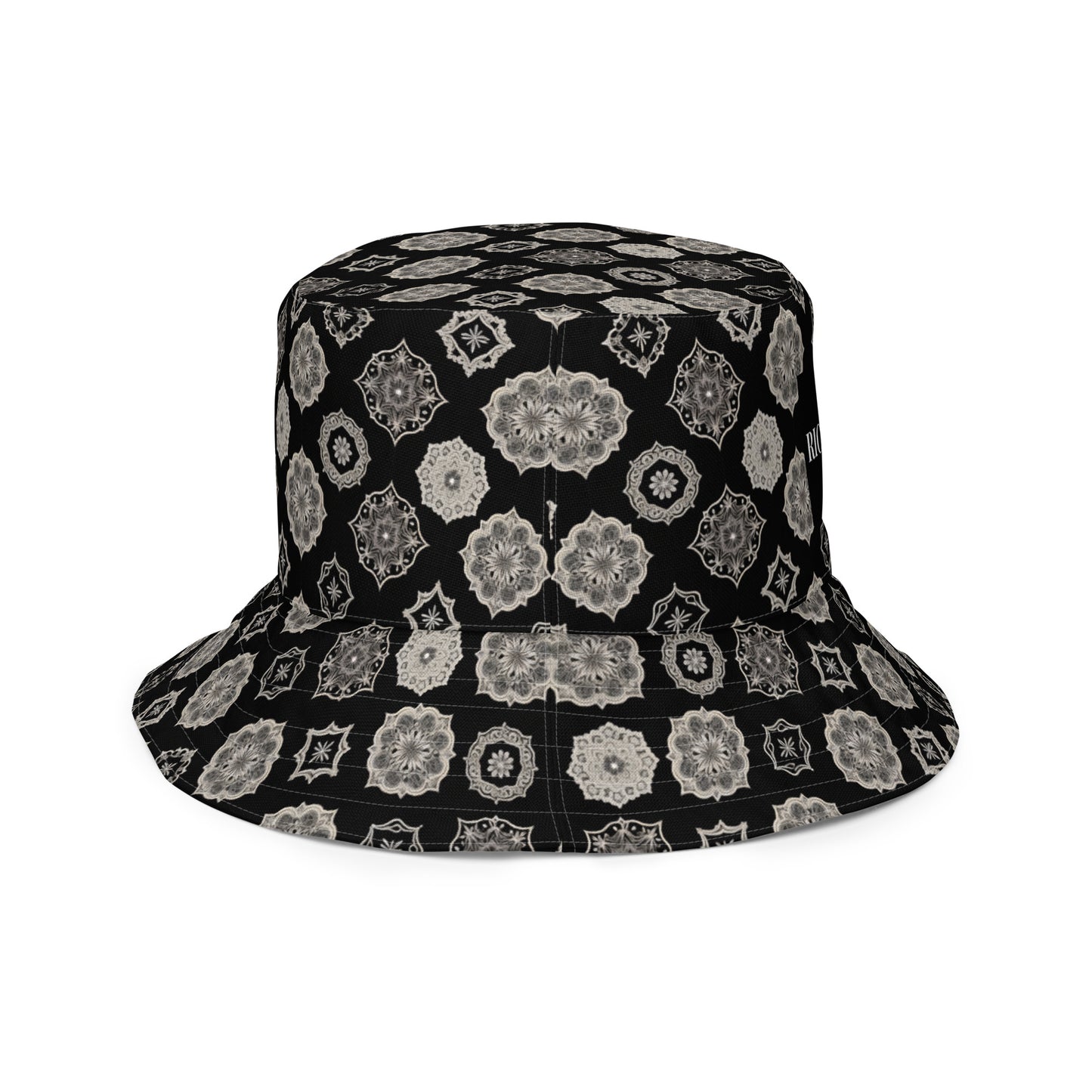 Reversible bucket hat