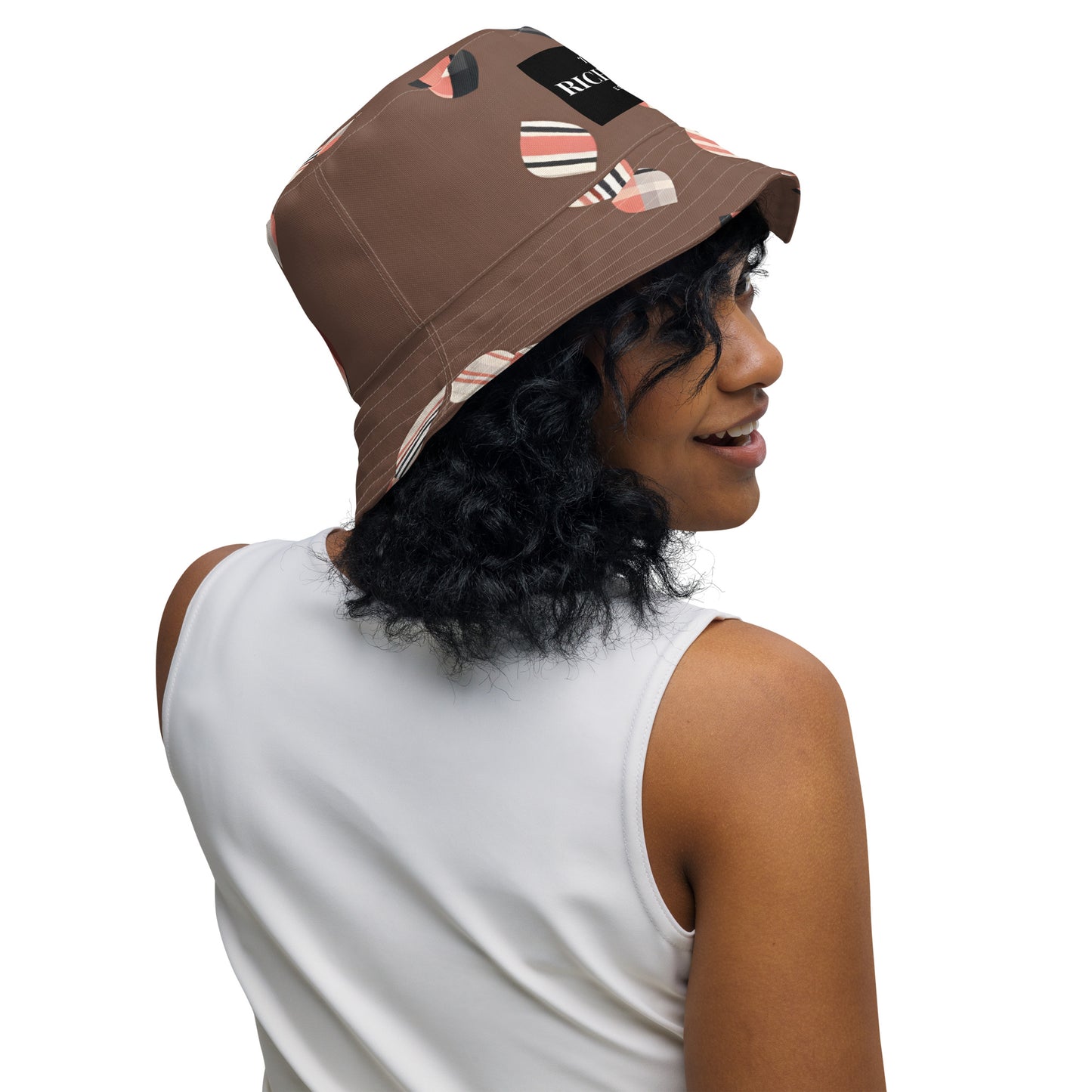 Reversible bucket hat