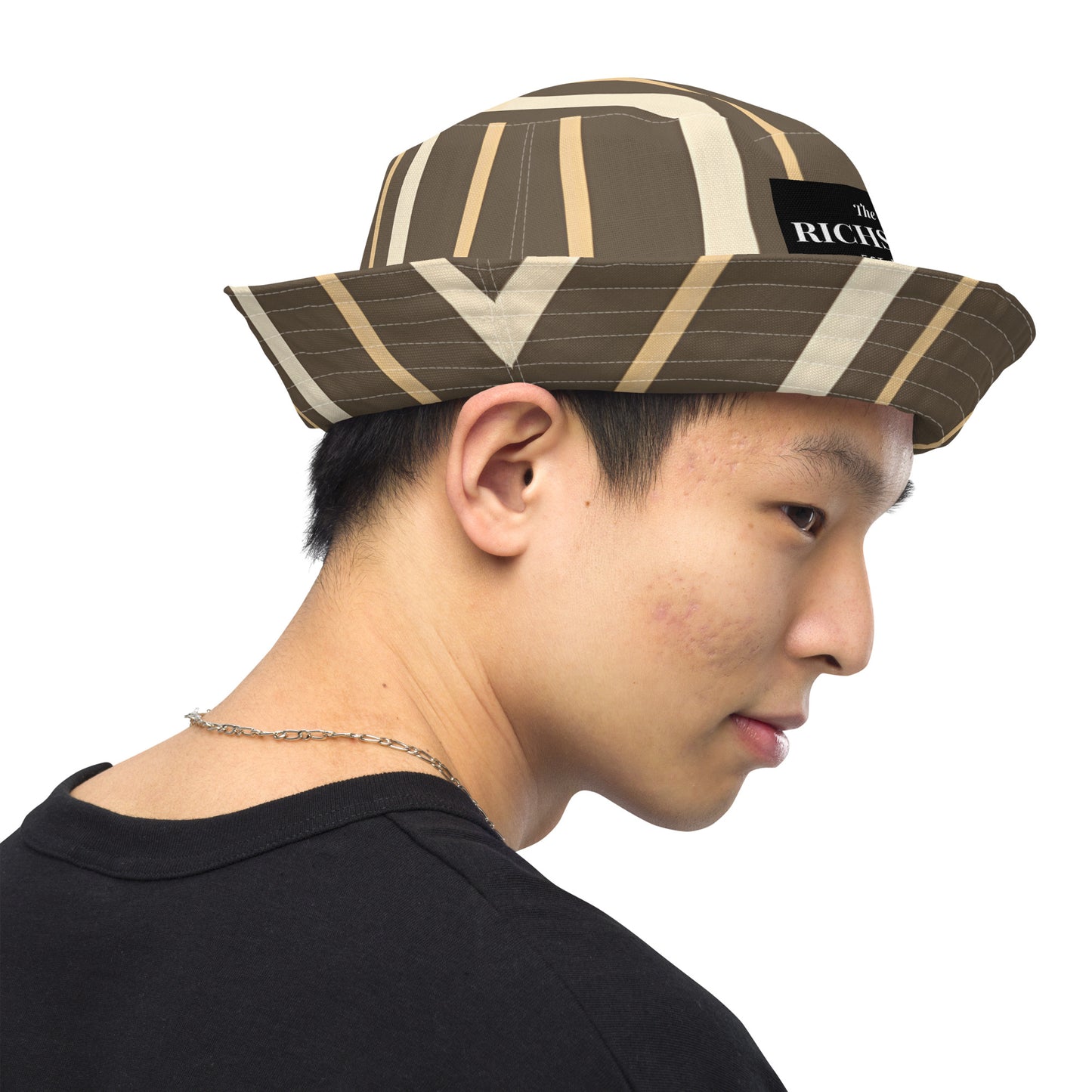 Reversible bucket hat