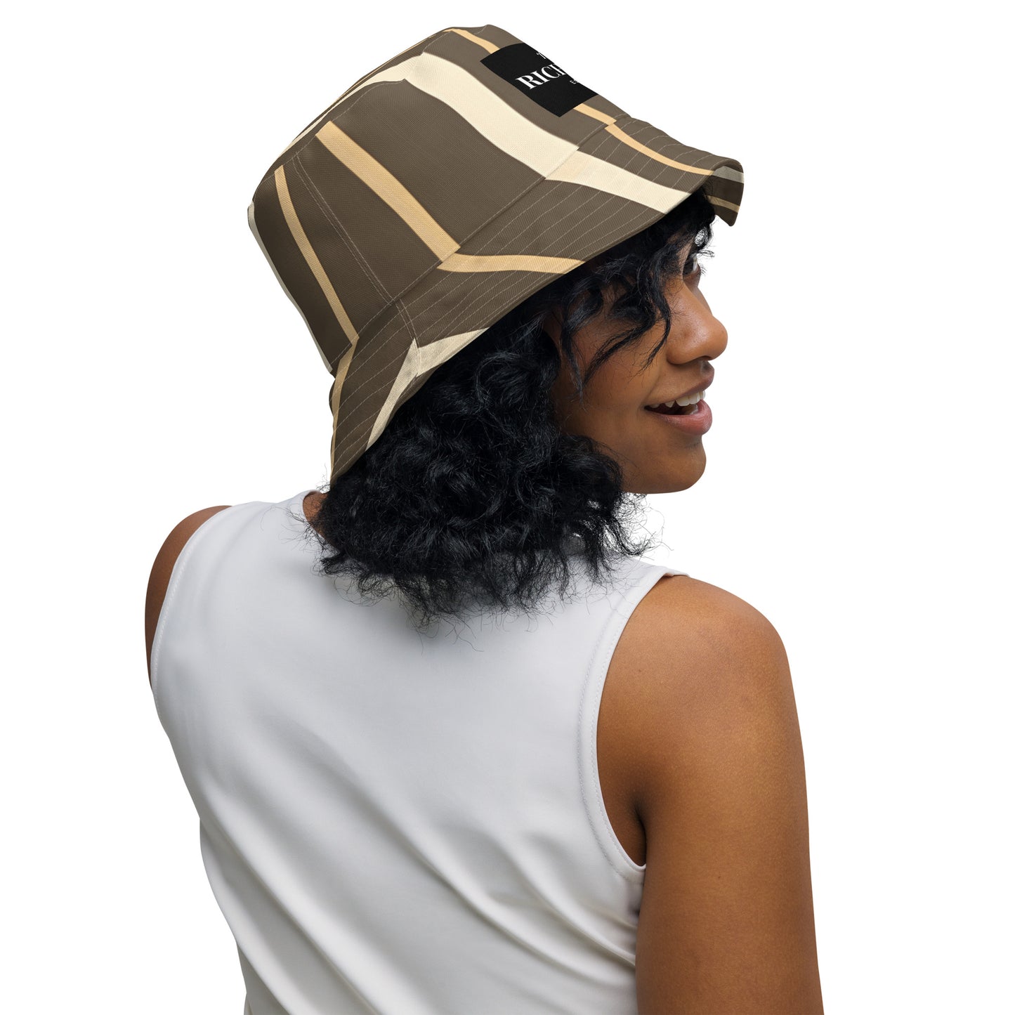 Reversible bucket hat