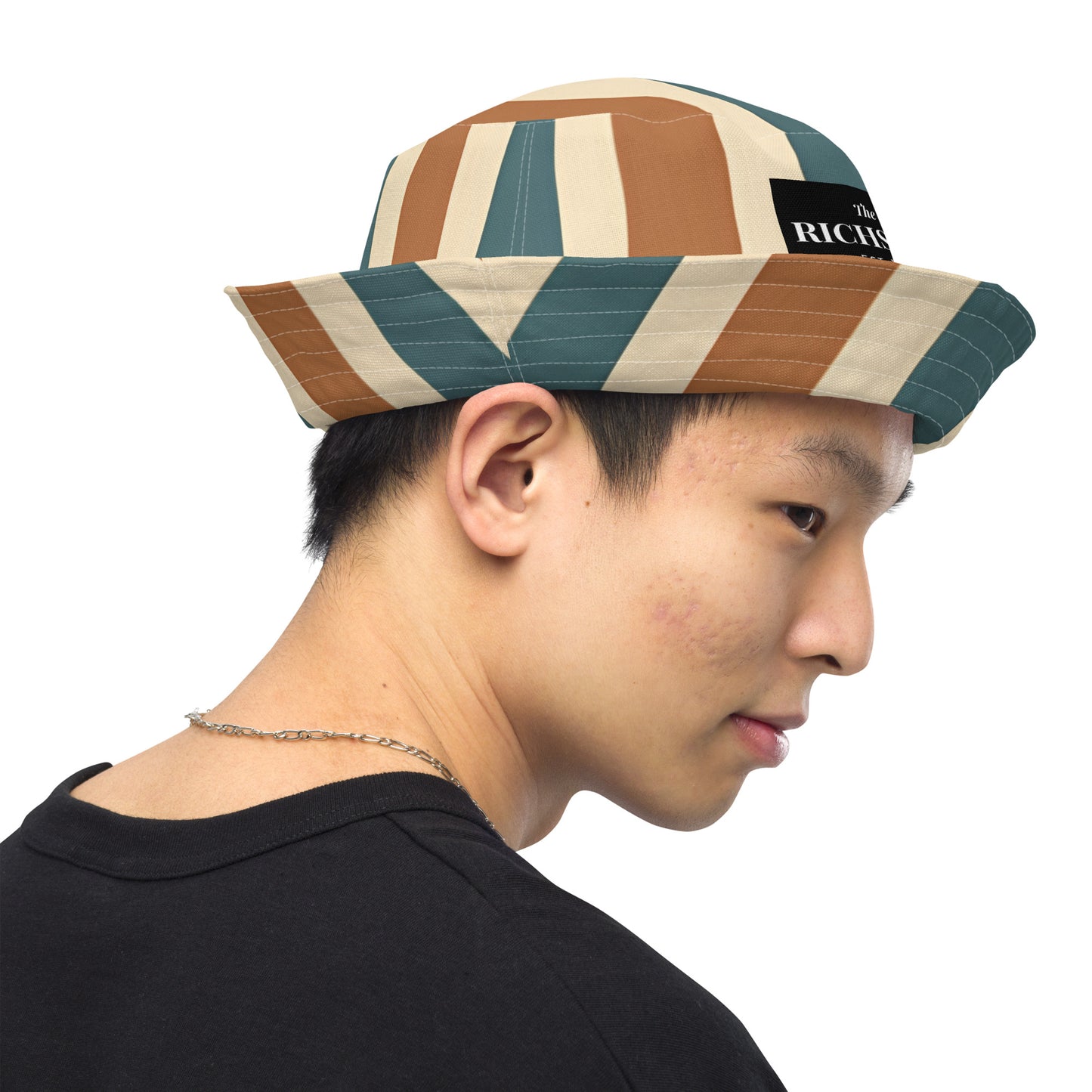 Reversible bucket hat