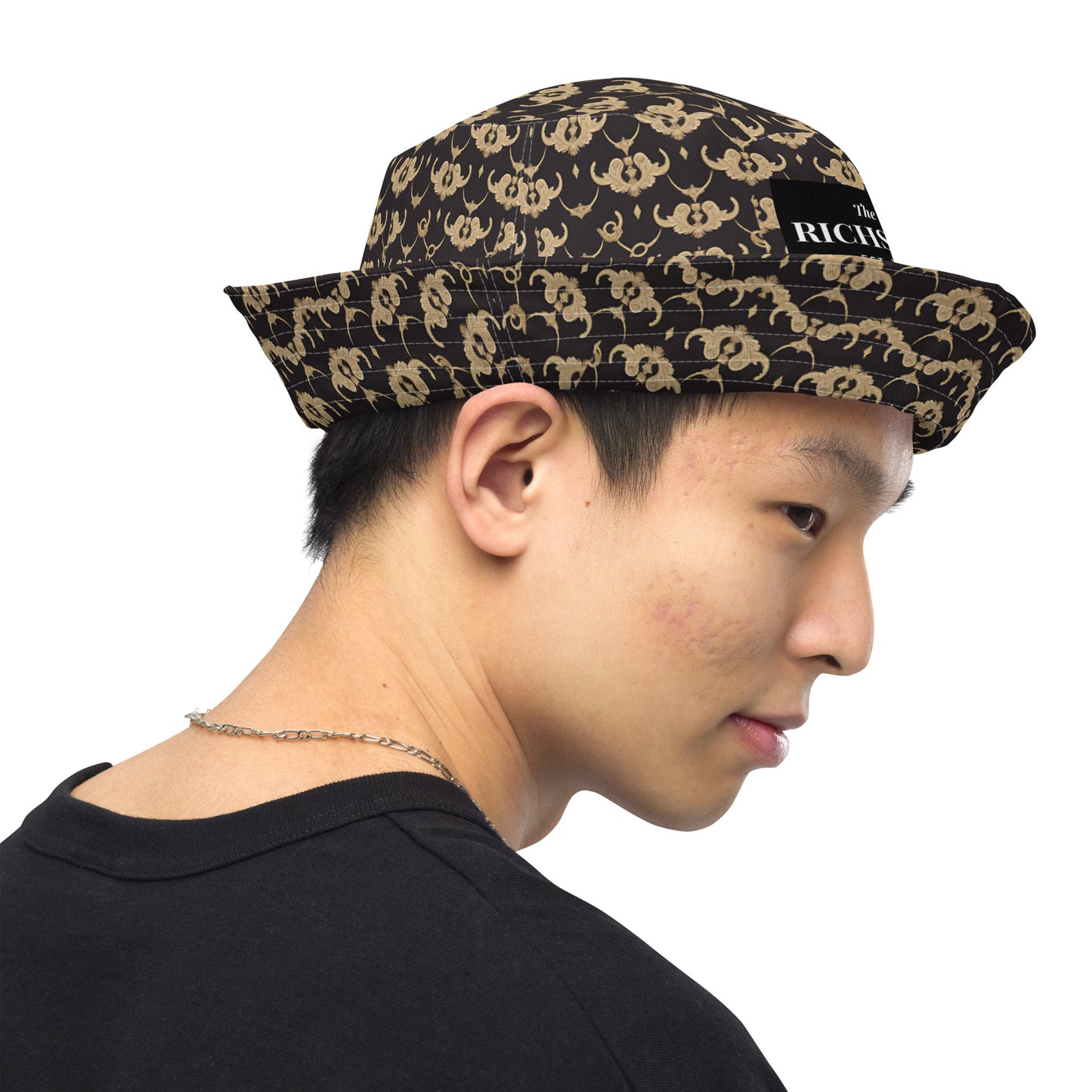 Reversible bucket hat