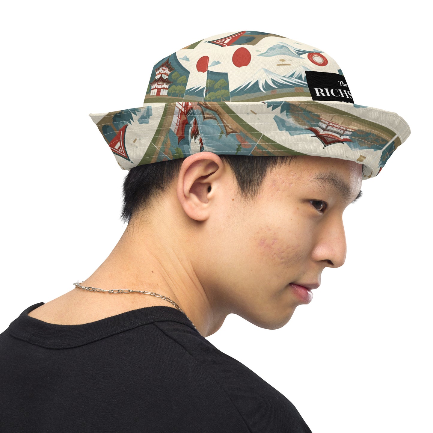 Reversible bucket hat