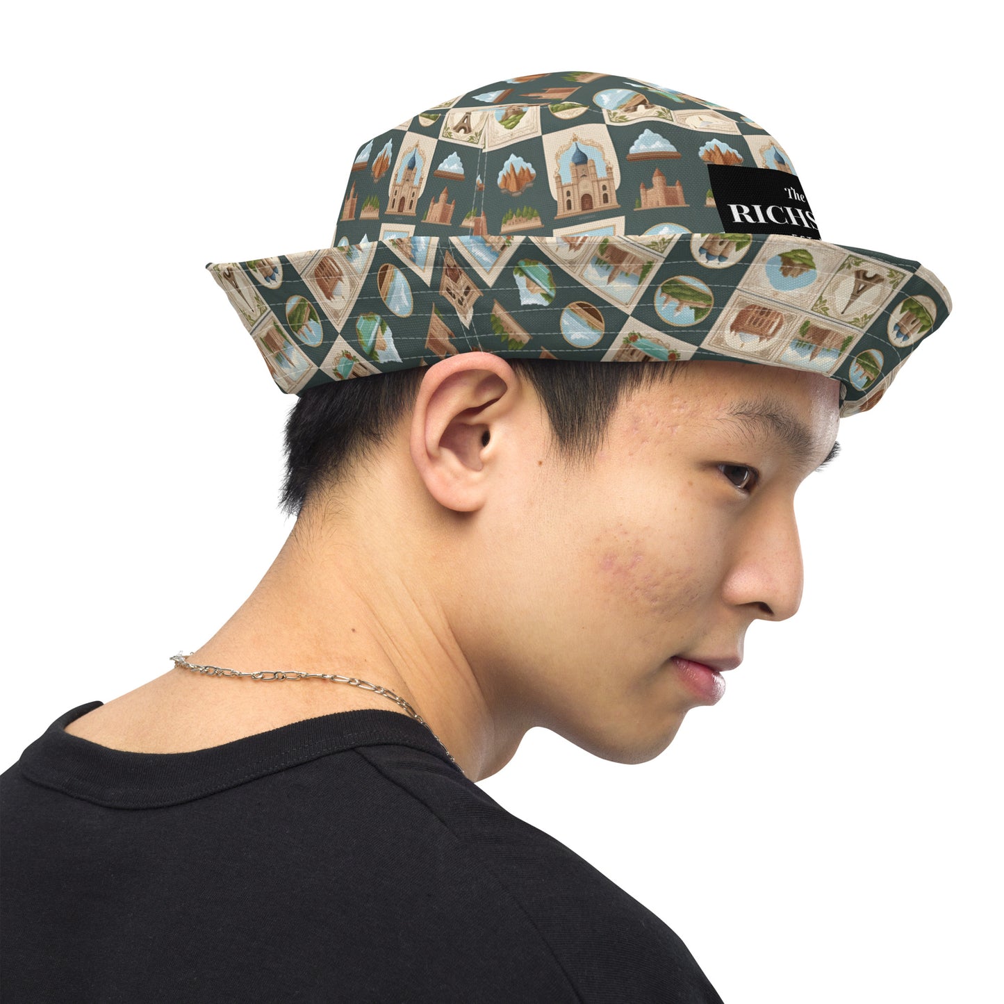 Reversible bucket hat