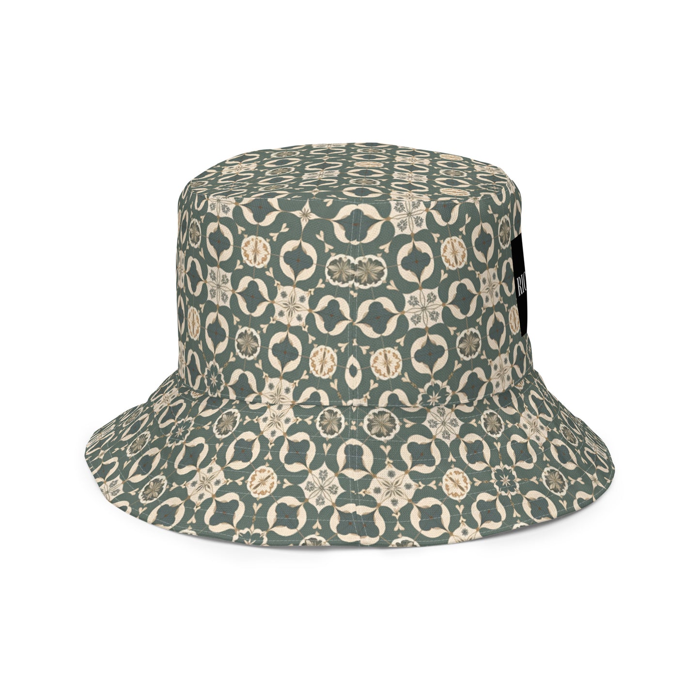 Reversible bucket hat