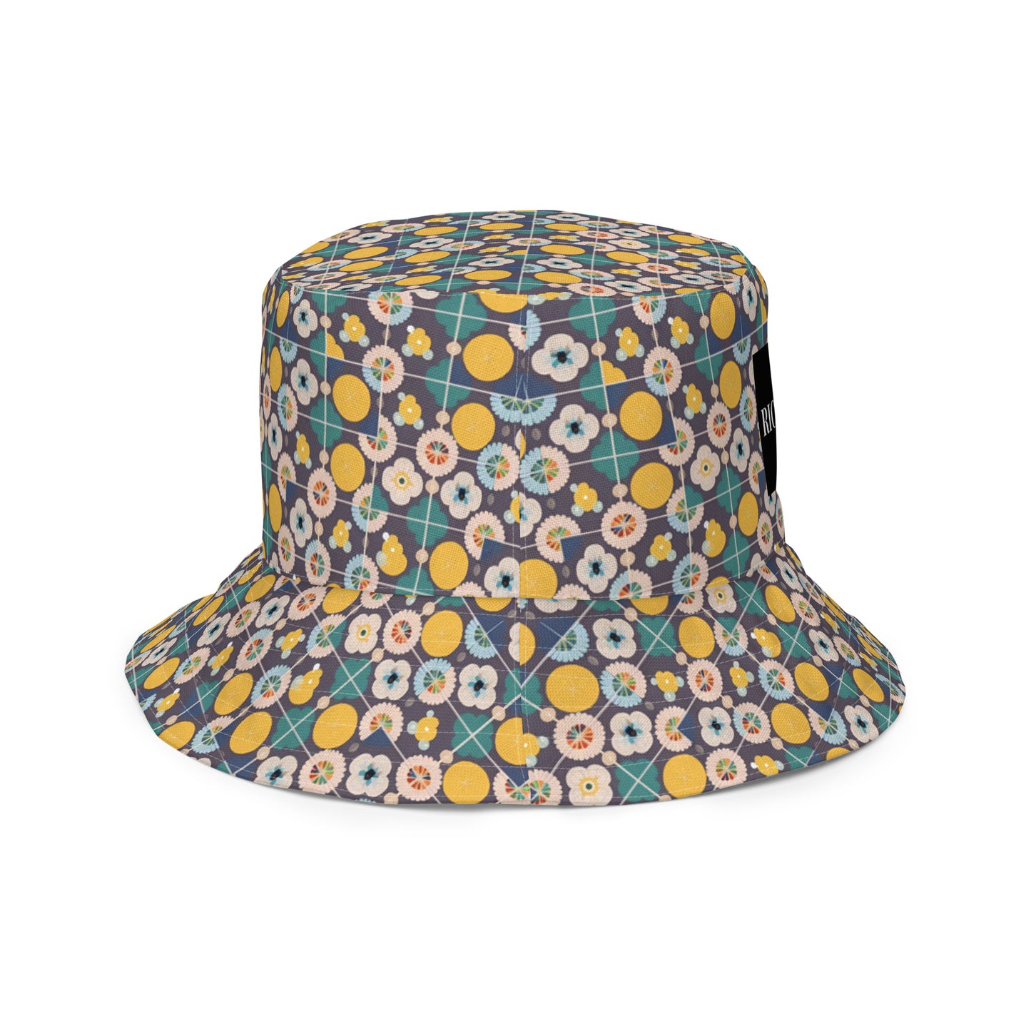 Reversible bucket hat